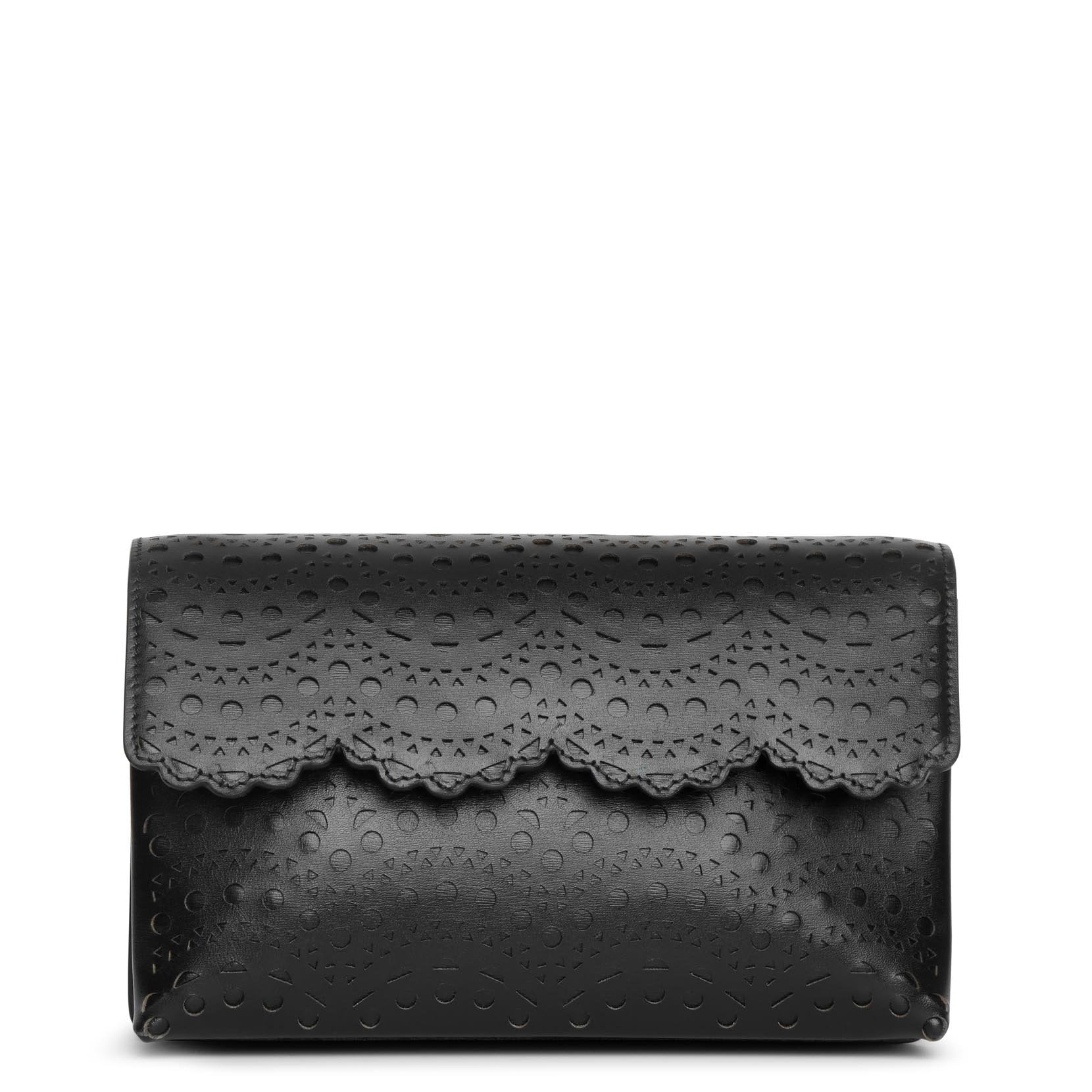 Lulu 22 black cross body bag