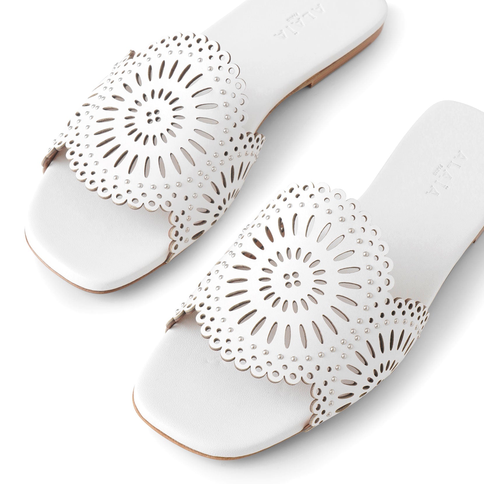 Molukai flat white leather mules