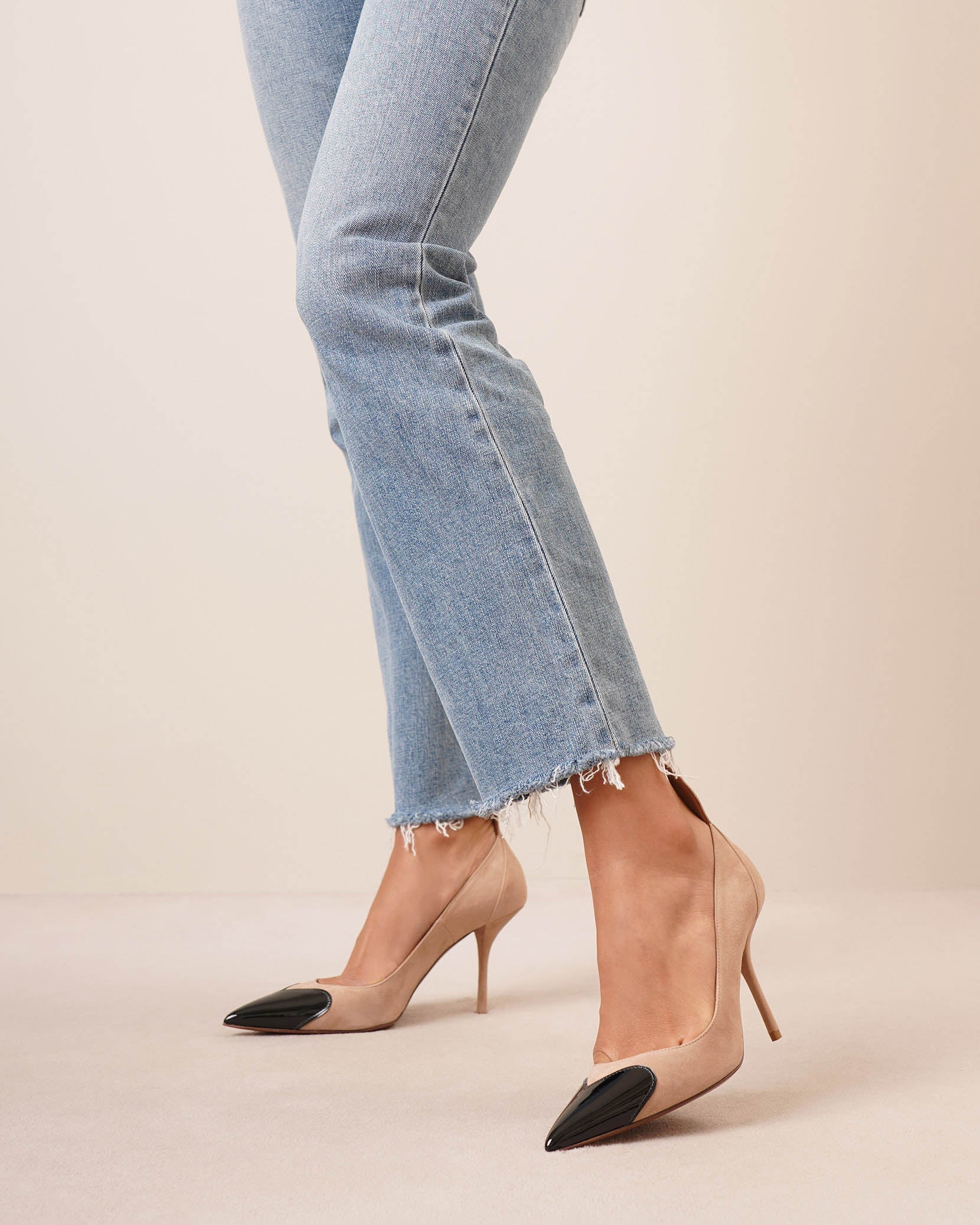 Pump Coeur 90 black and beige suede pumps