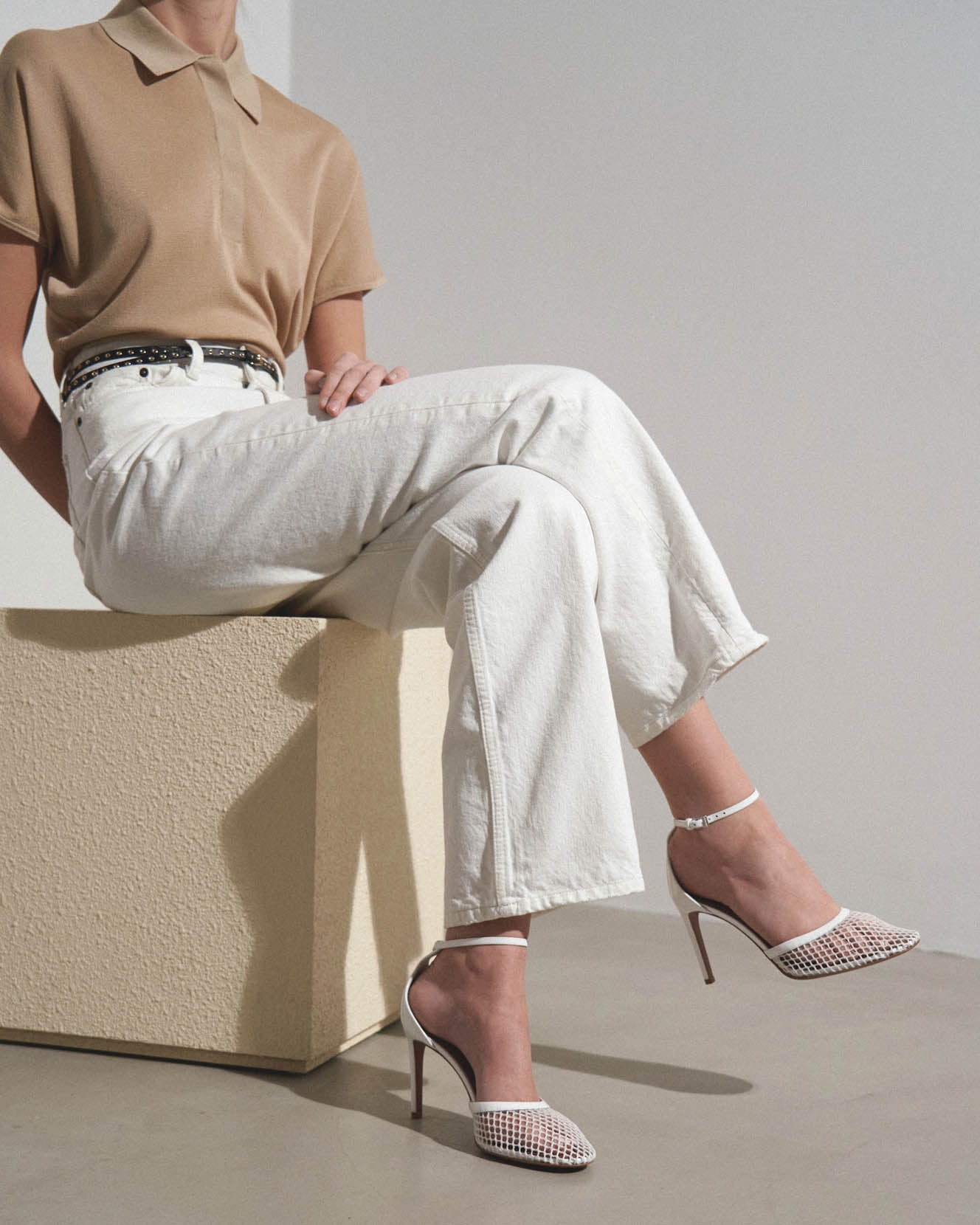 White mesh pumps