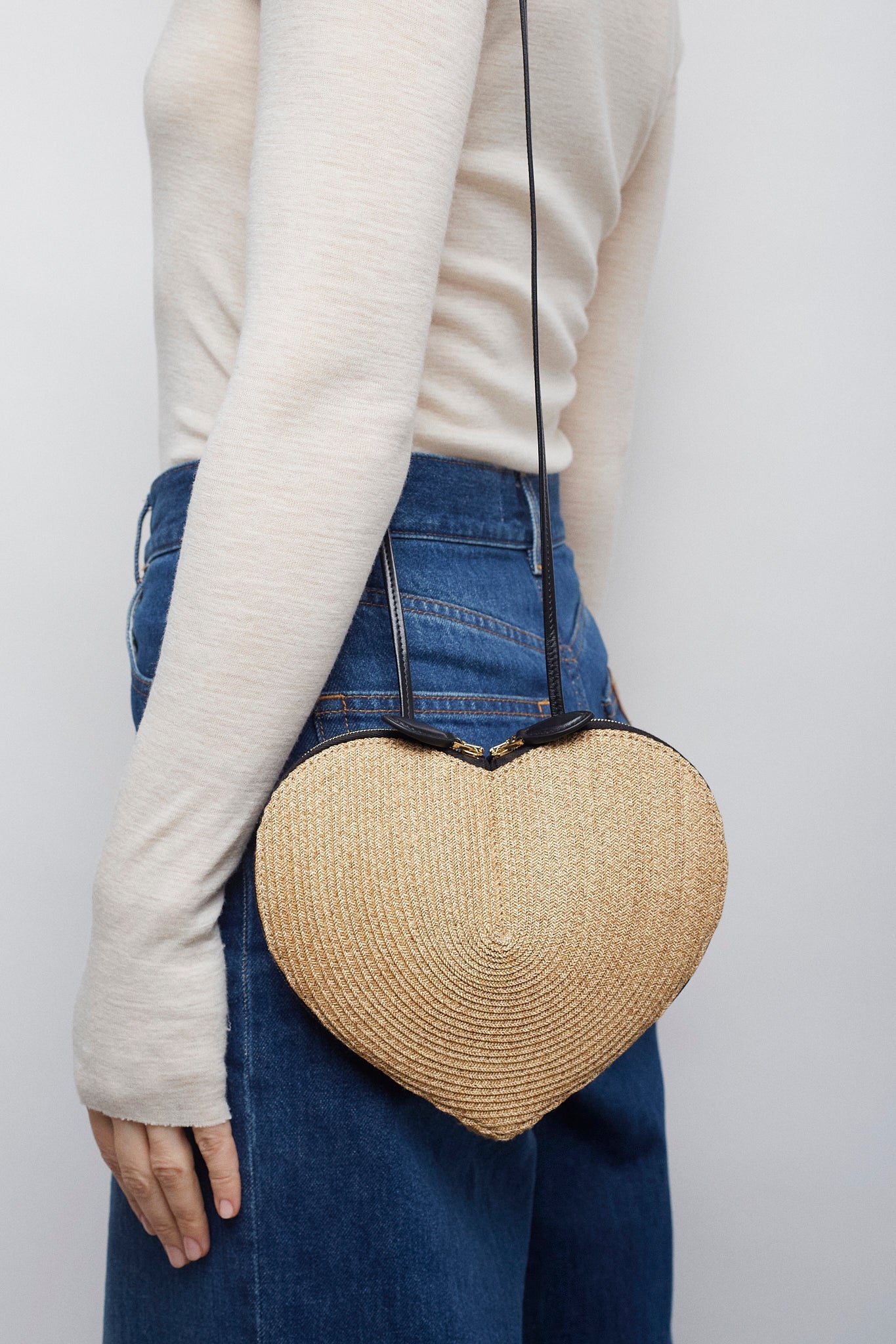 Le Coeur paper straw nature crossbody bag