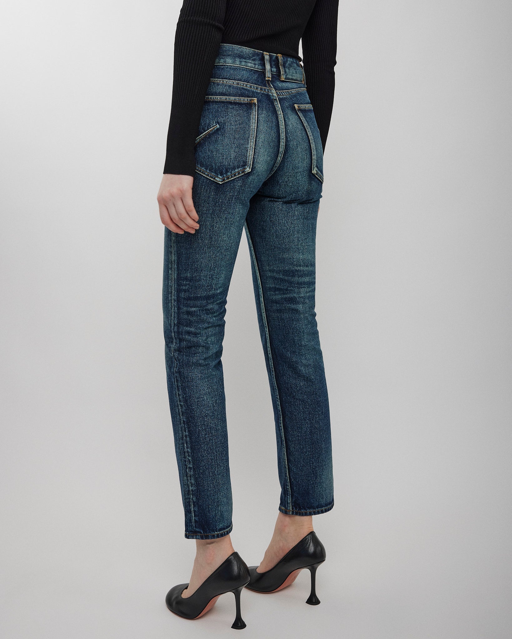 Skinny blue jeans