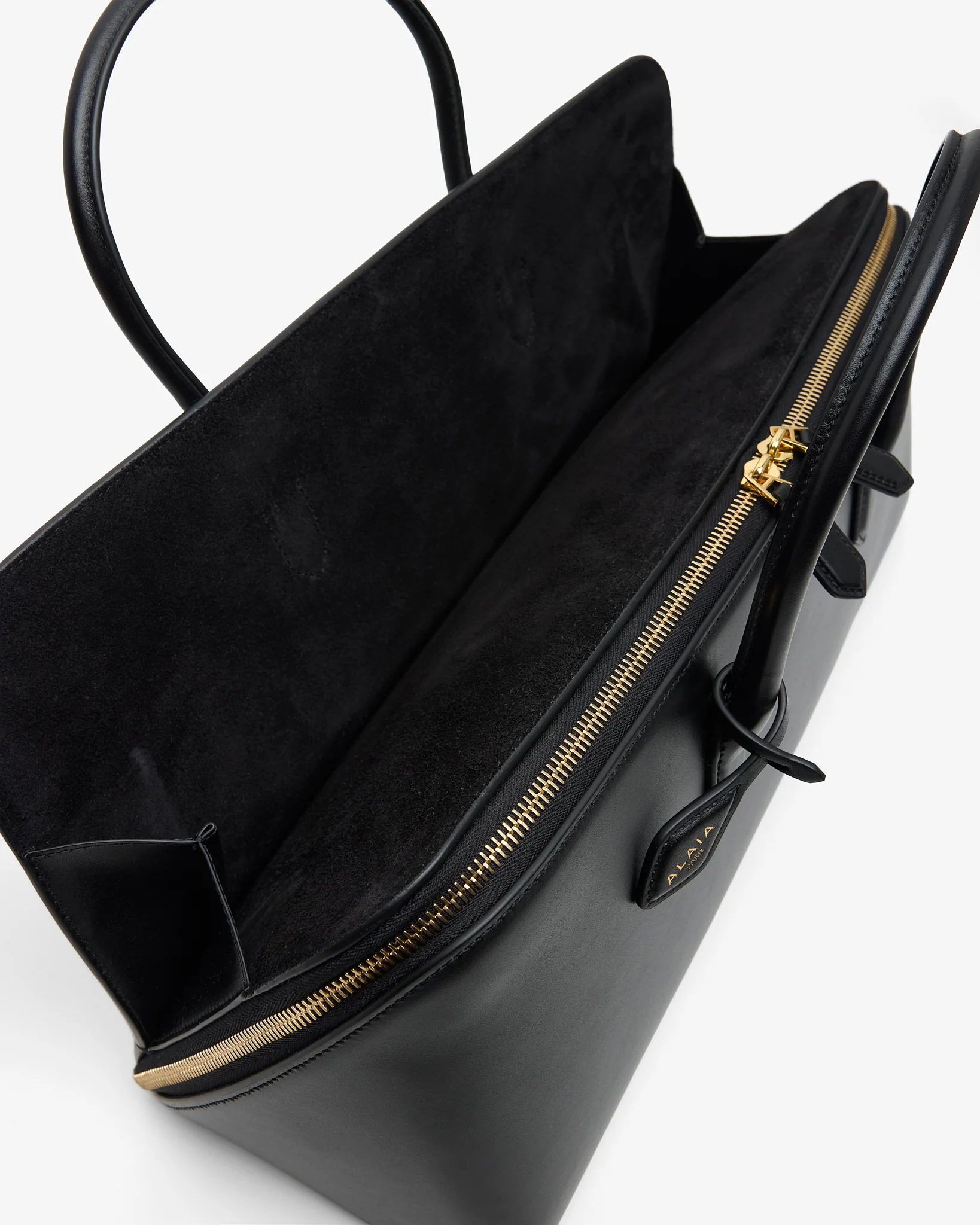 Delta Medium black bag