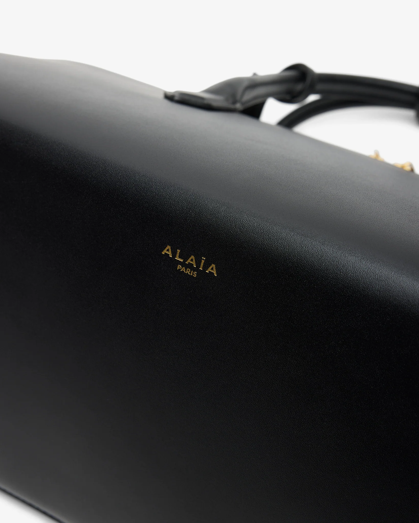 Delta Medium black bag