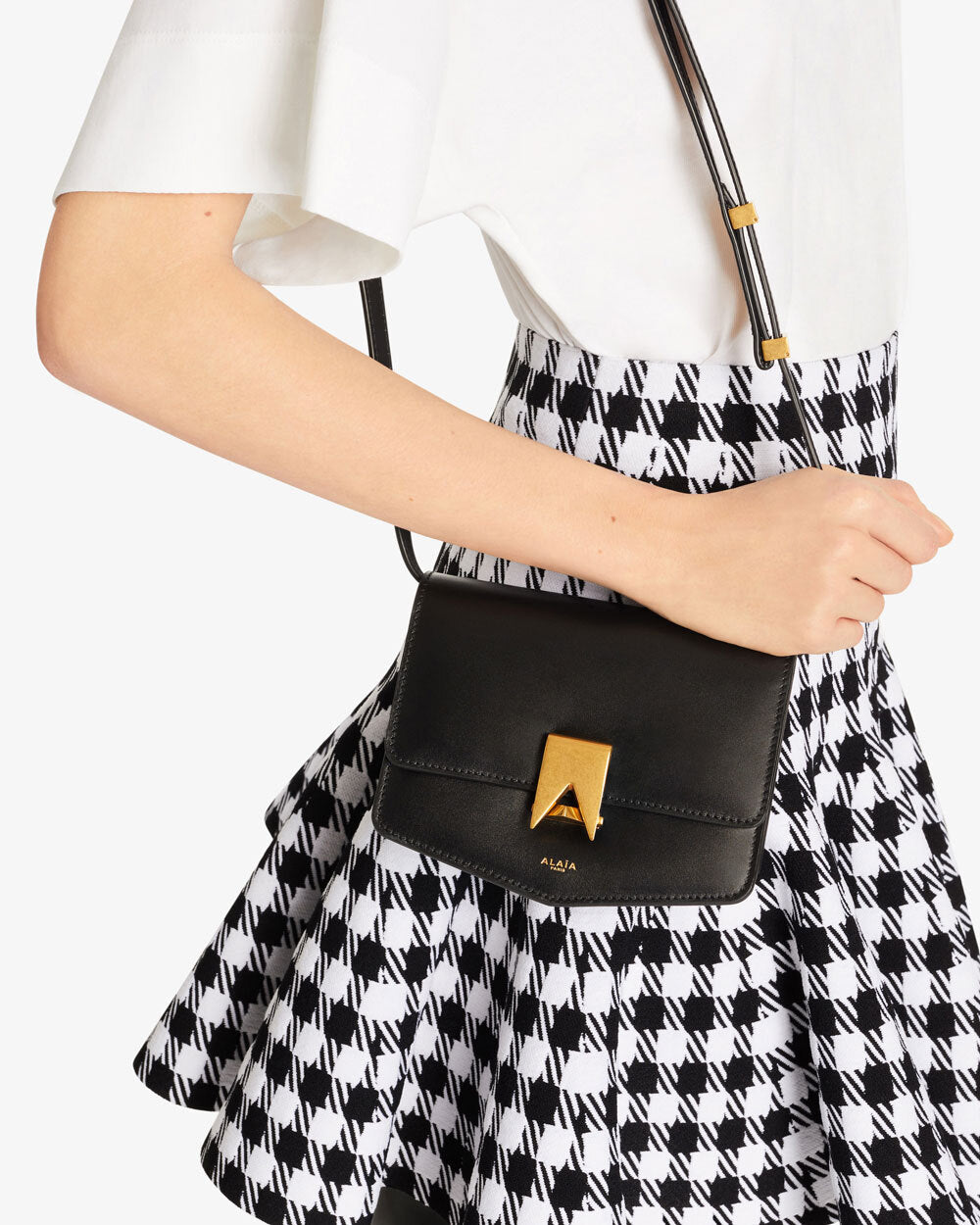 Le Papa small black leather bag