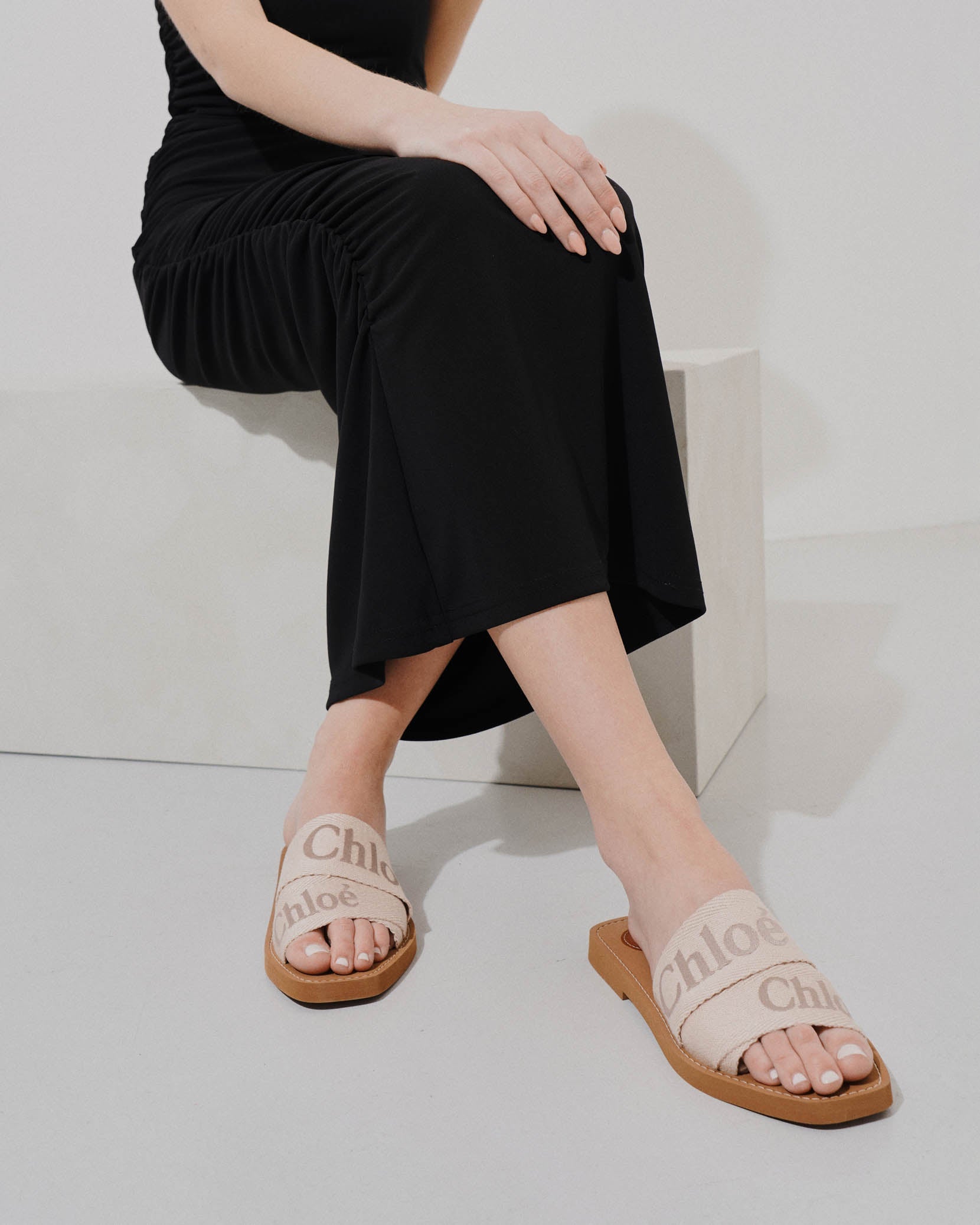 Woody beige slide sandals