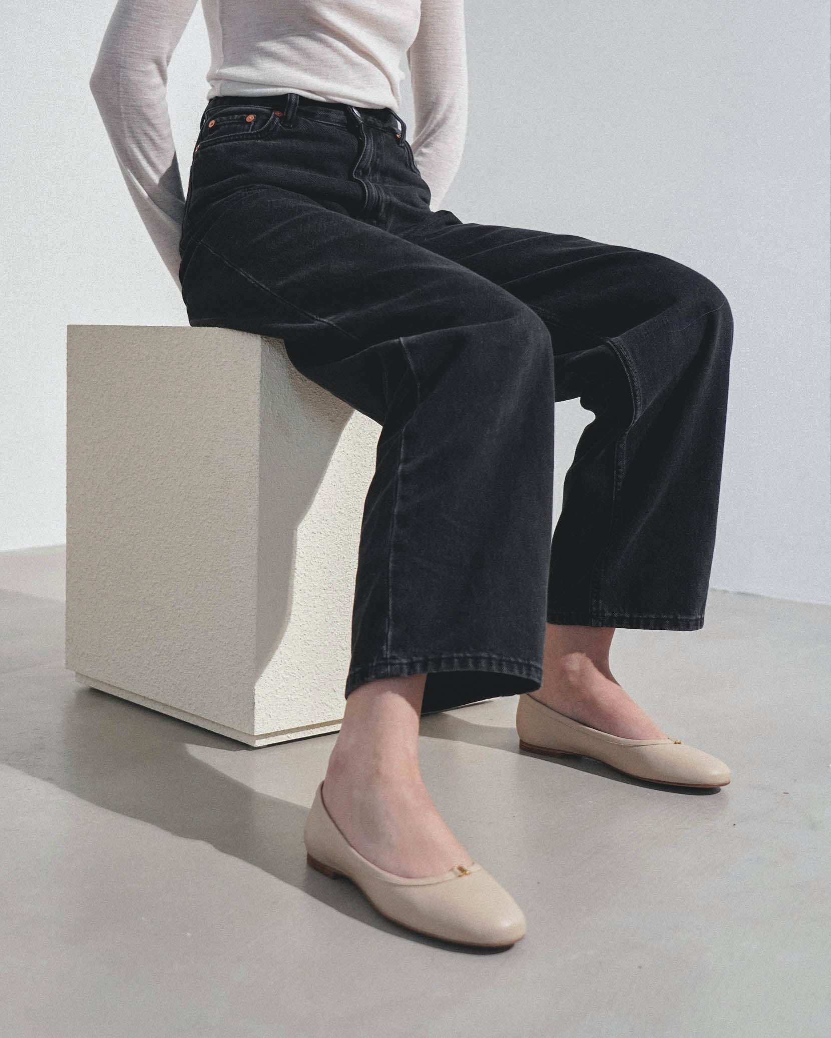 Marcie beige leather ballerinas