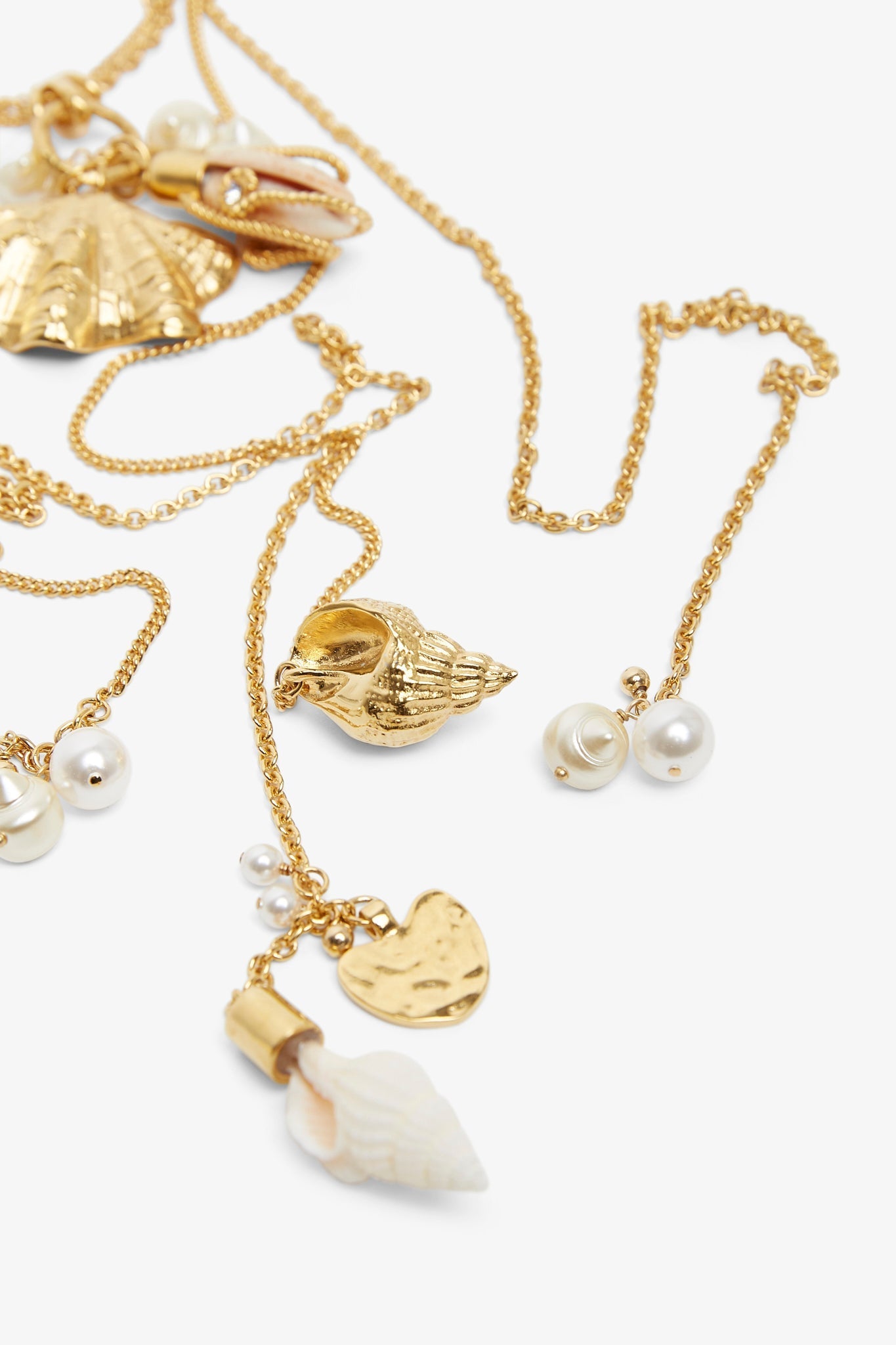 Shells scarf necklace in vintage gold