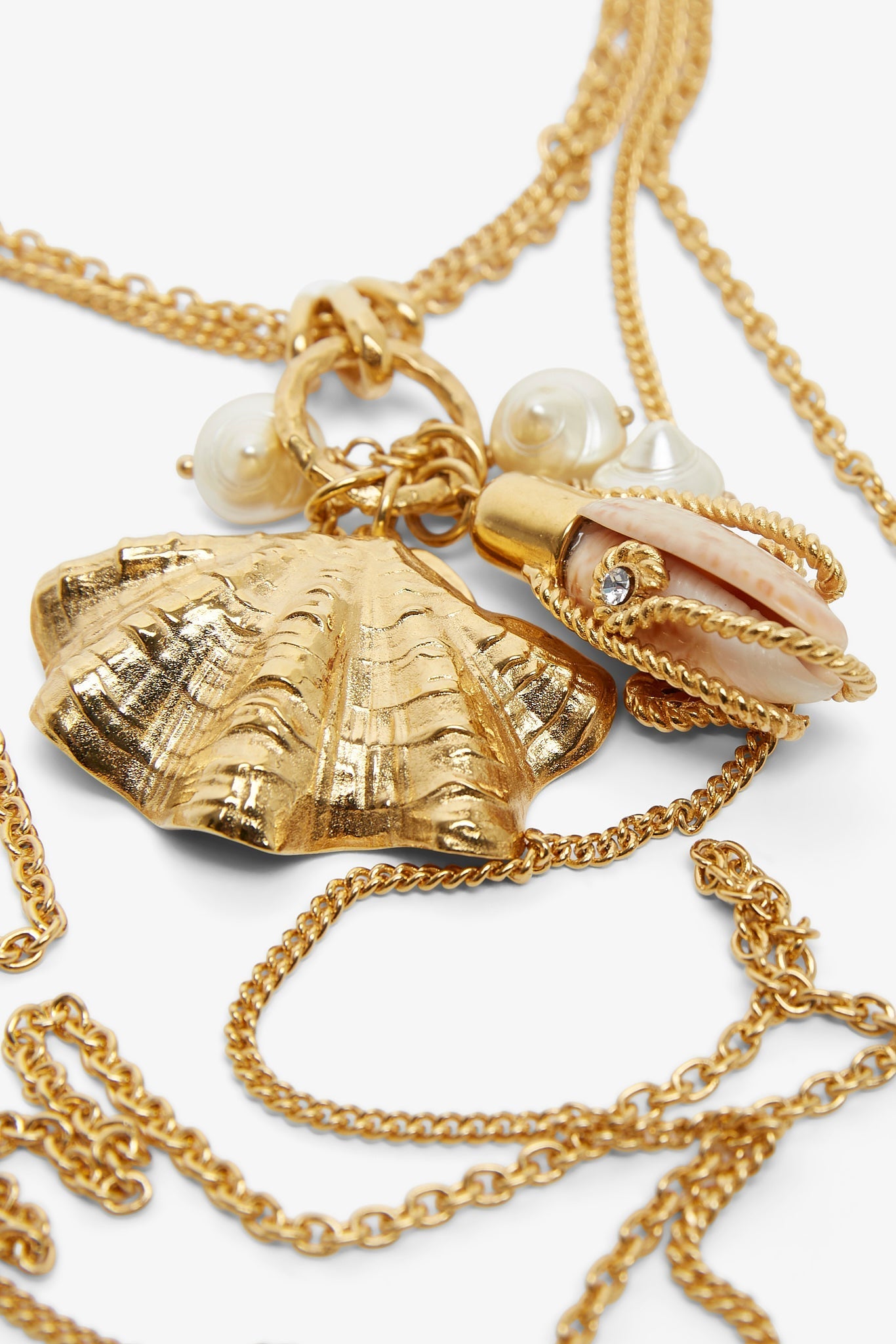 Shells scarf necklace in vintage gold
