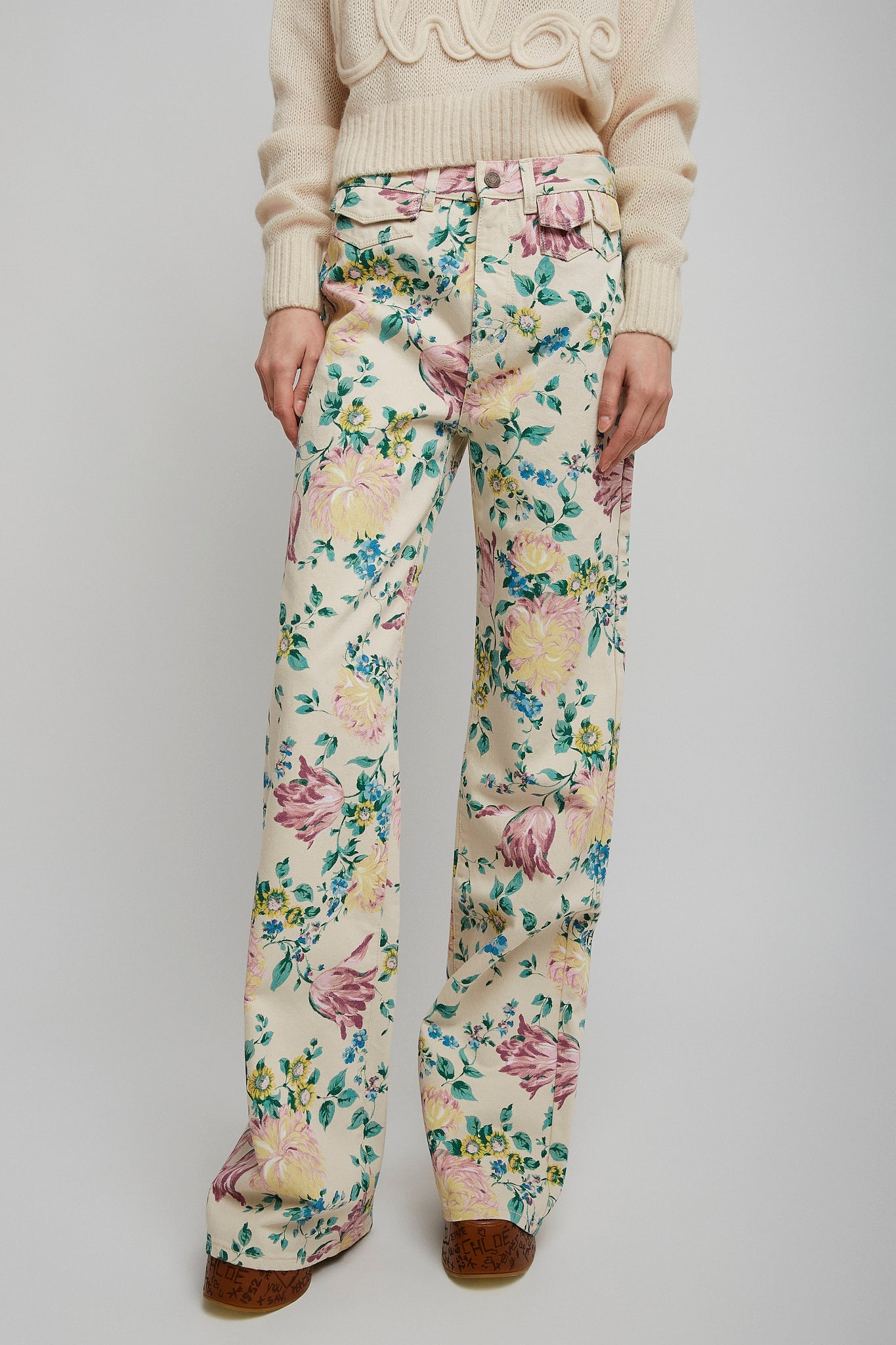 Flower jeans with flared legs