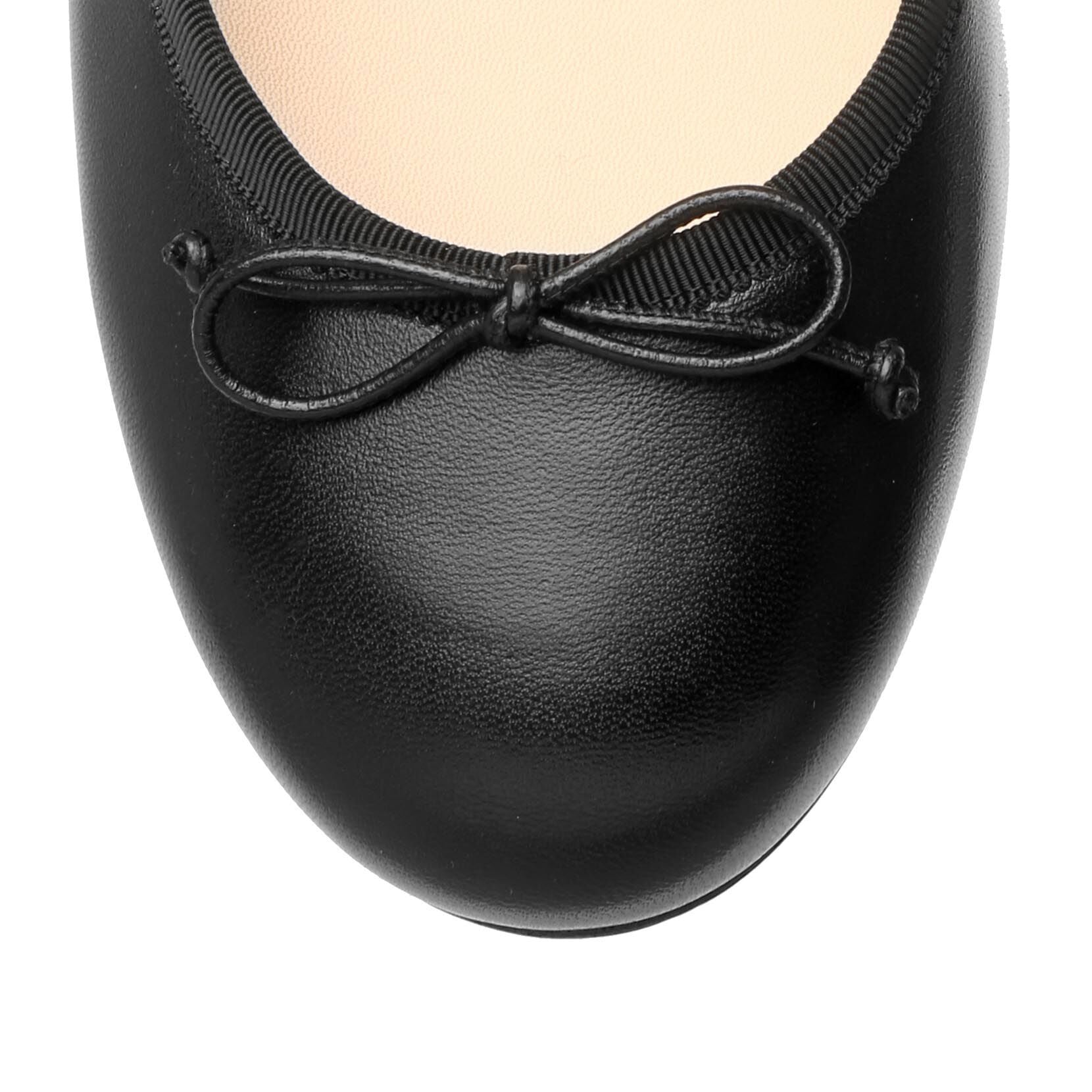 La Massine black leather flat