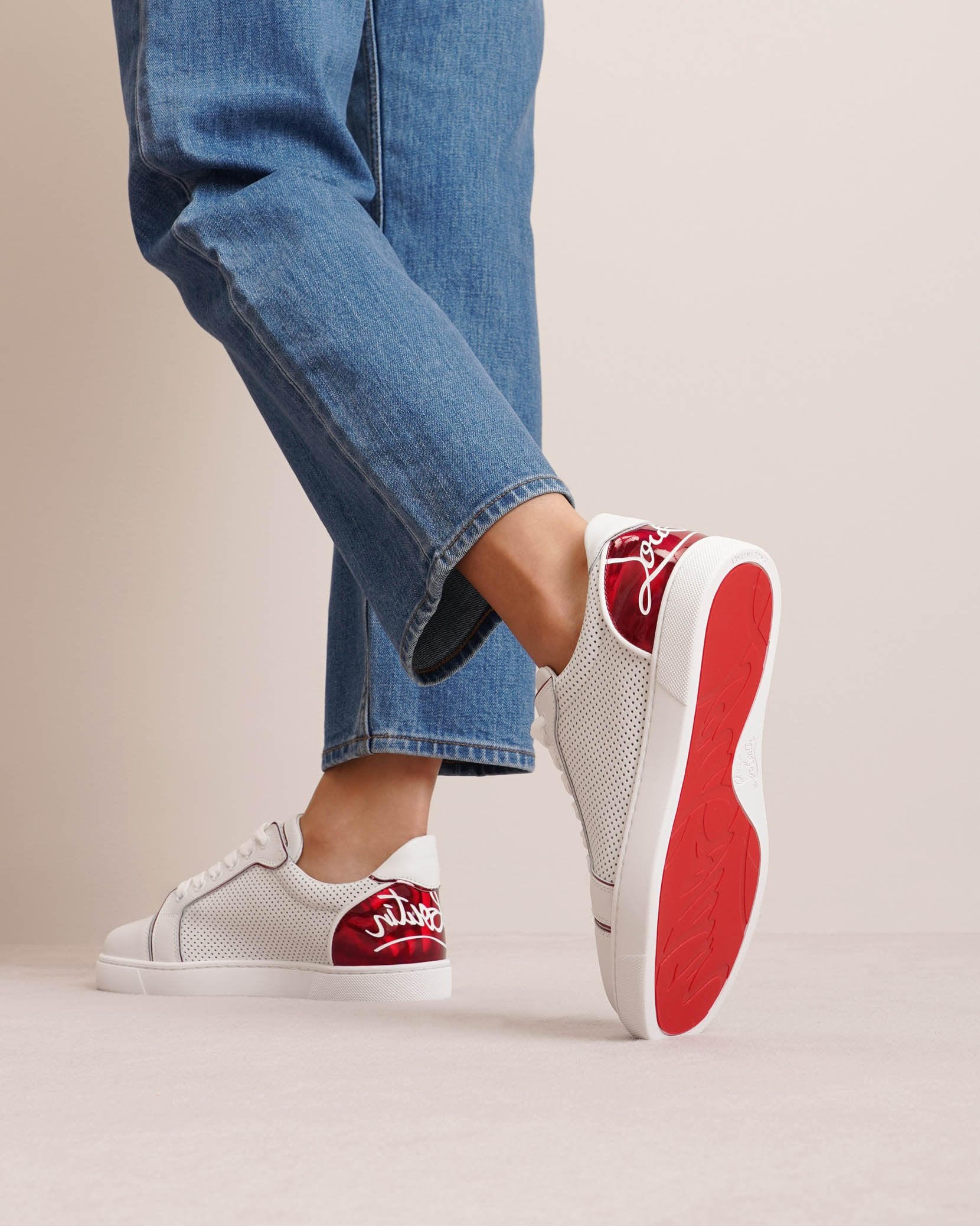 Fun Vieira white sneakers