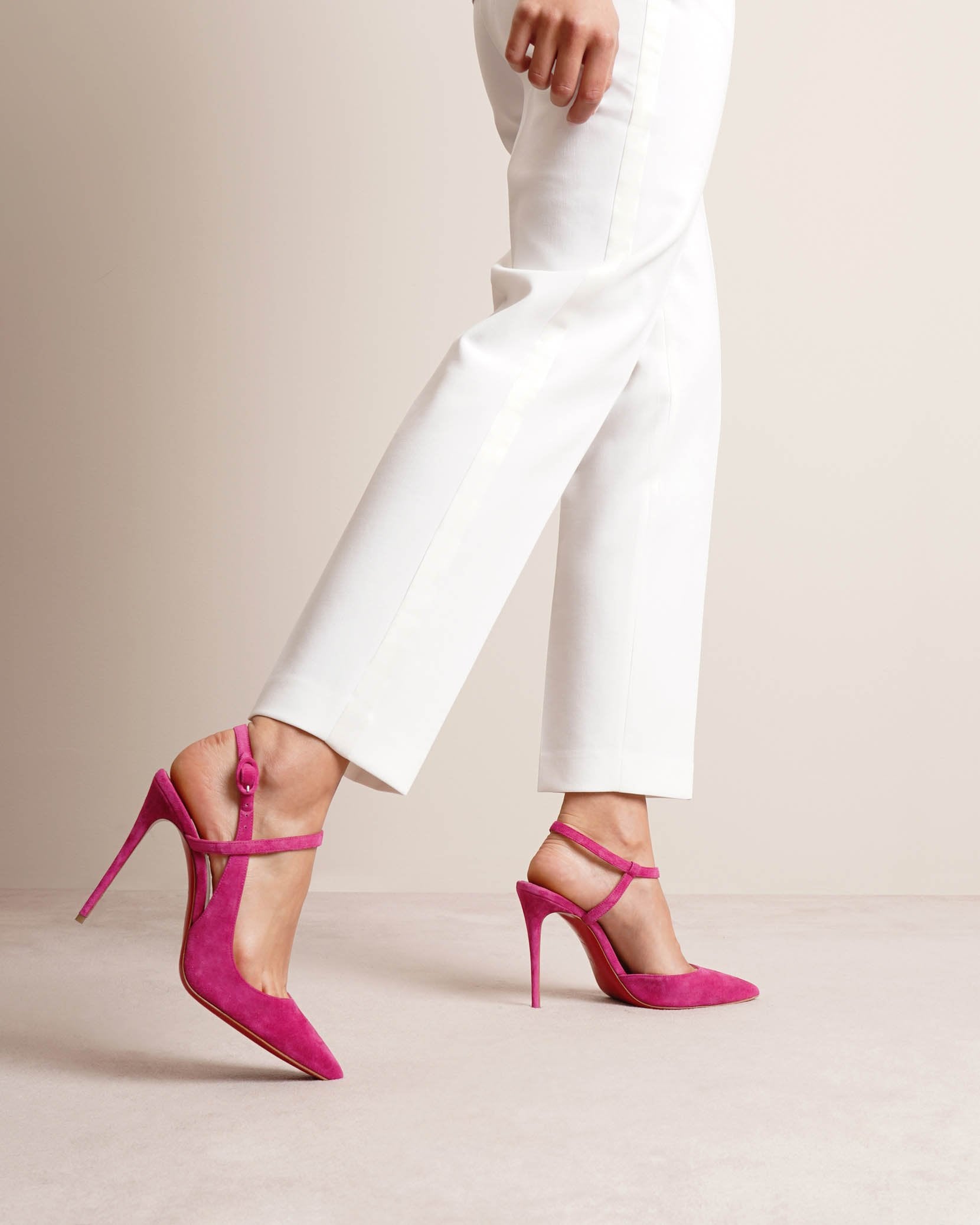 Jenlove 100 pink suede pumps