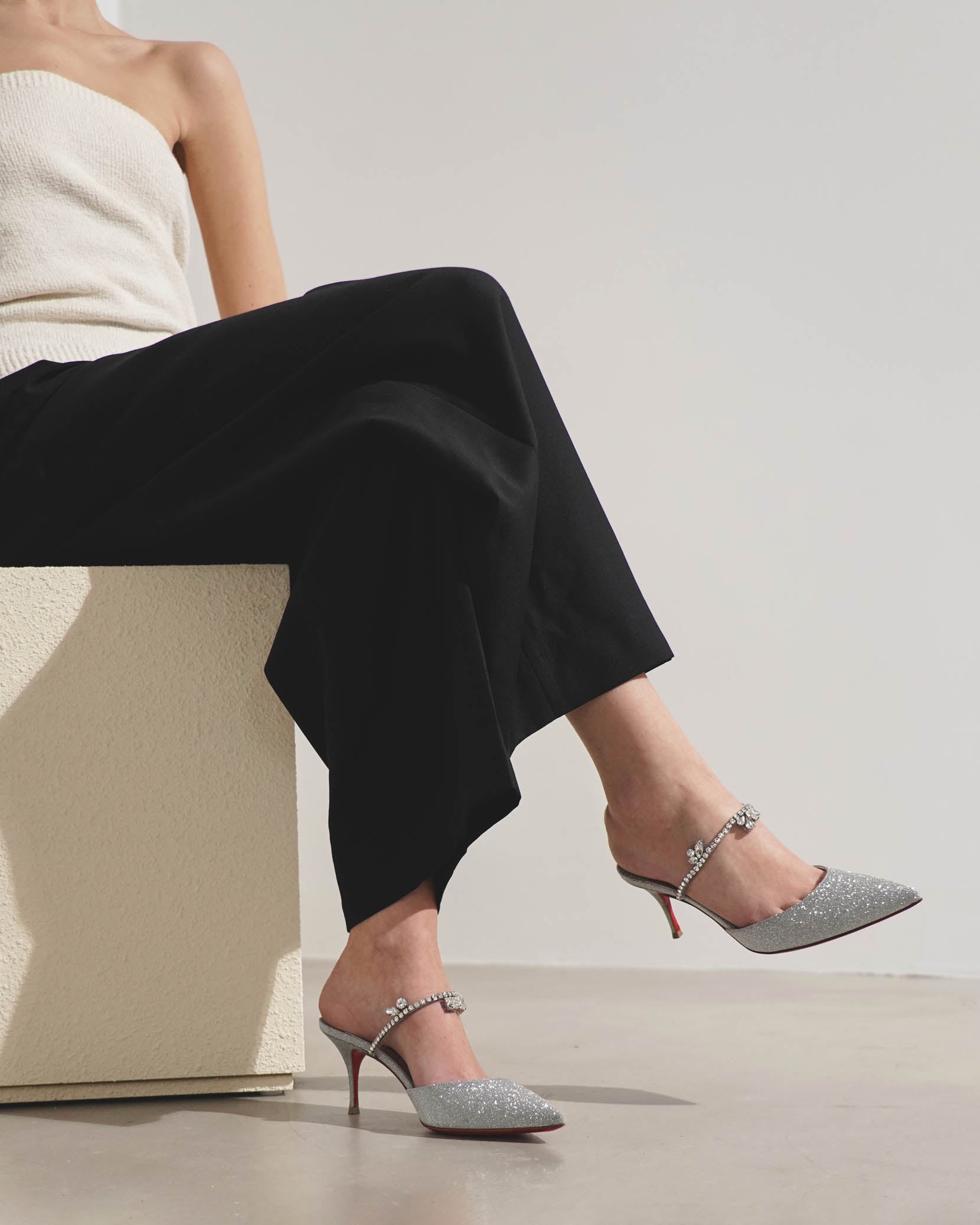 Planet Queen 70 glitter mules