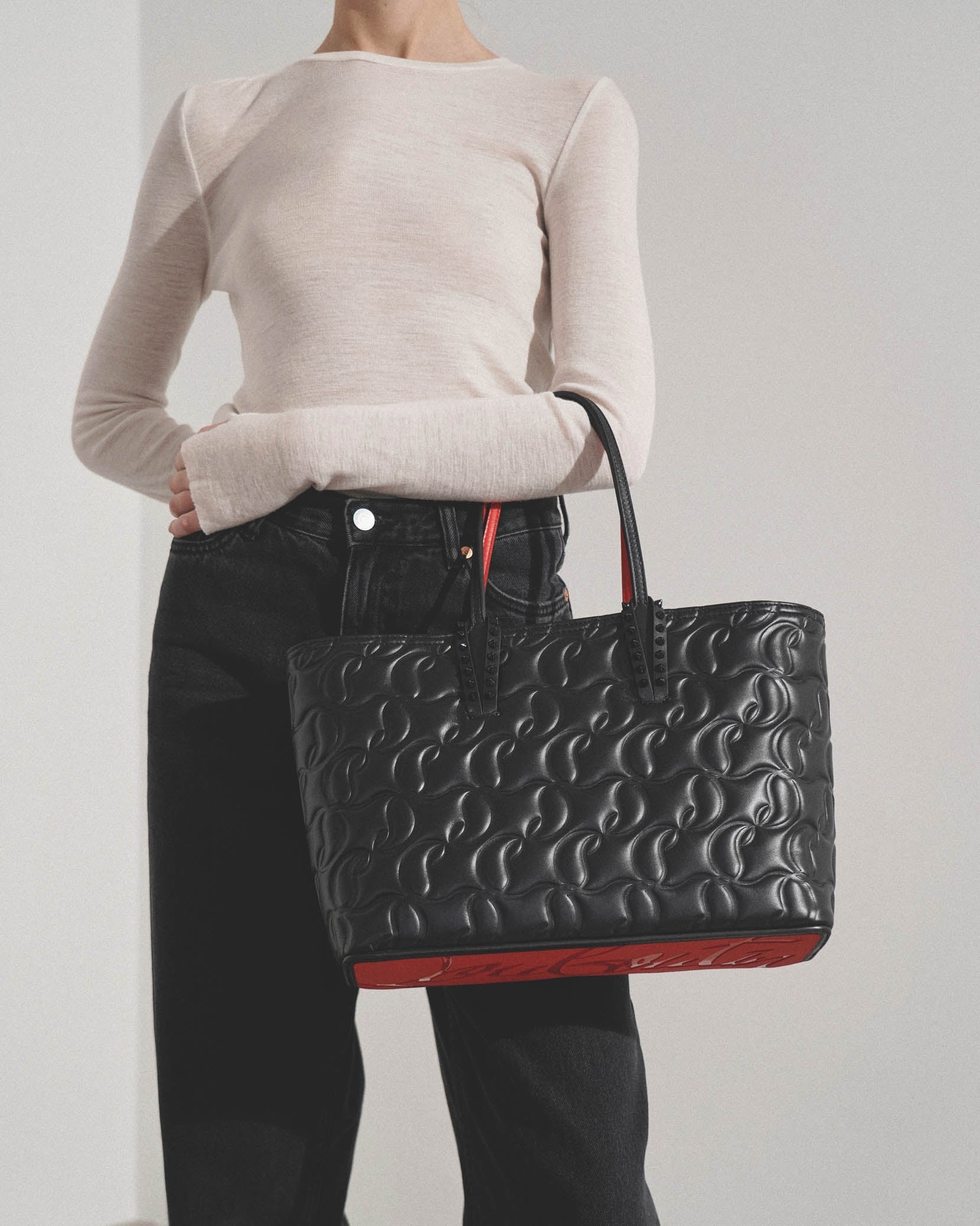Cabata small black leather tote bag