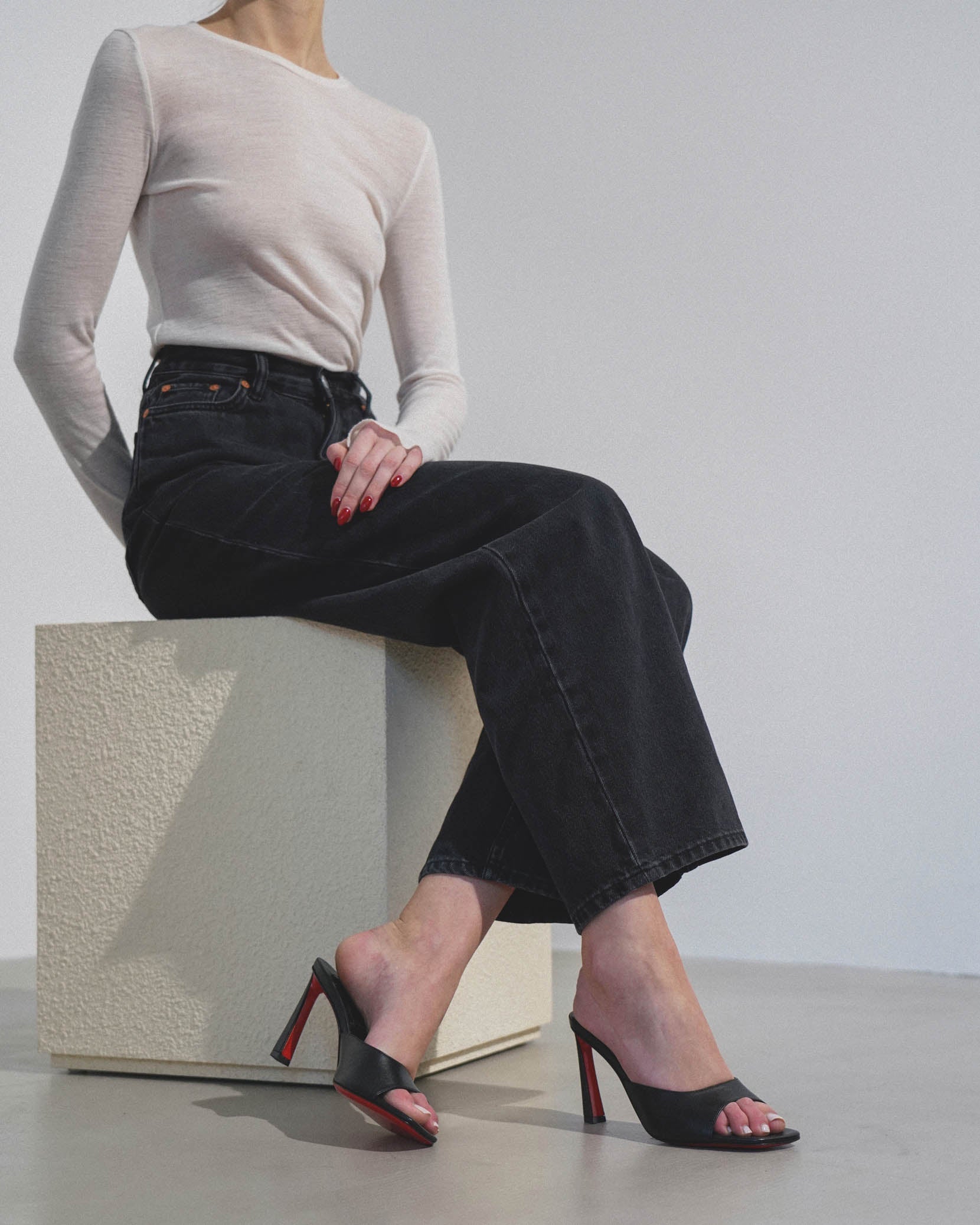 Condora 85 black leather mules