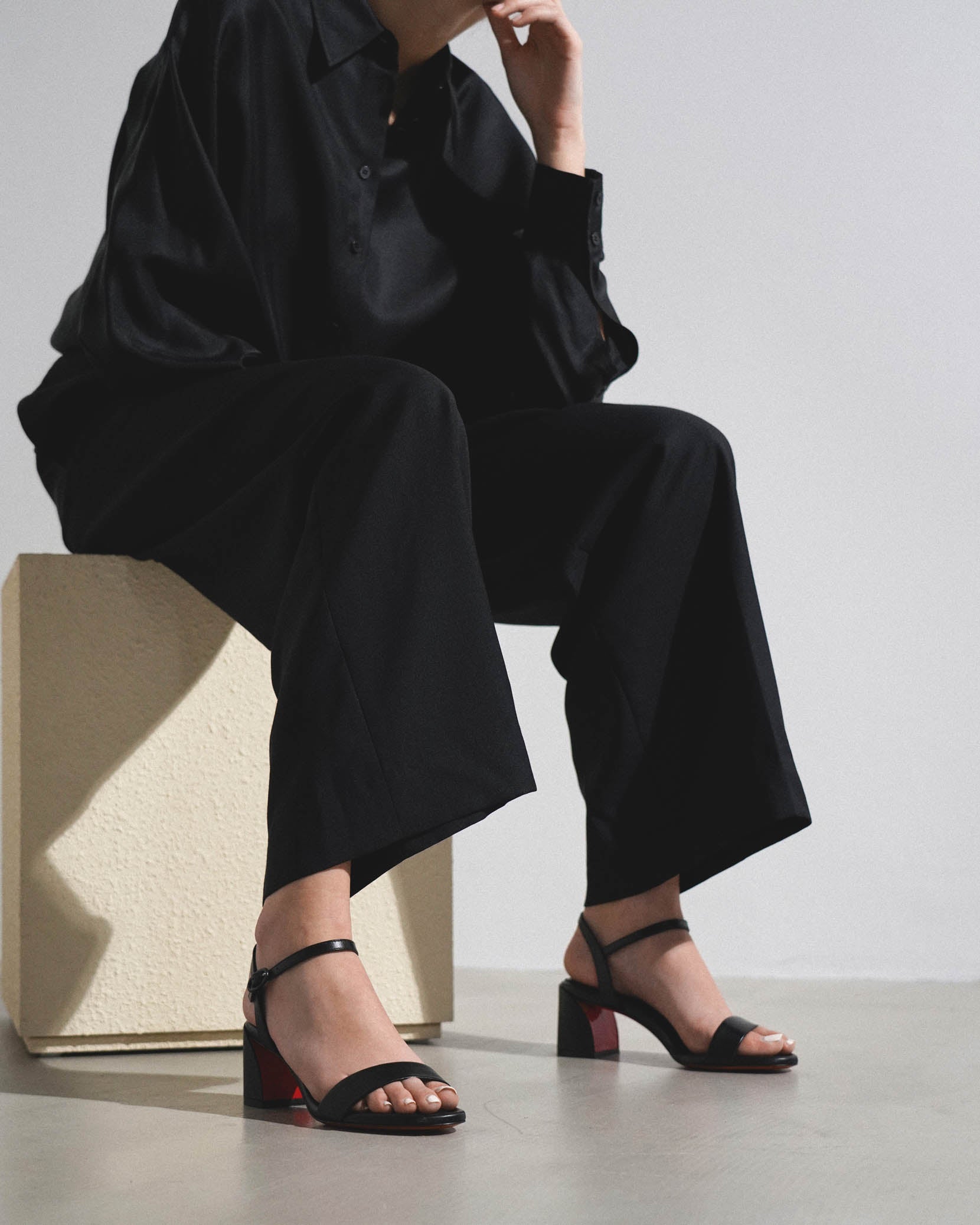 Miss Jane 55 black leather sandals