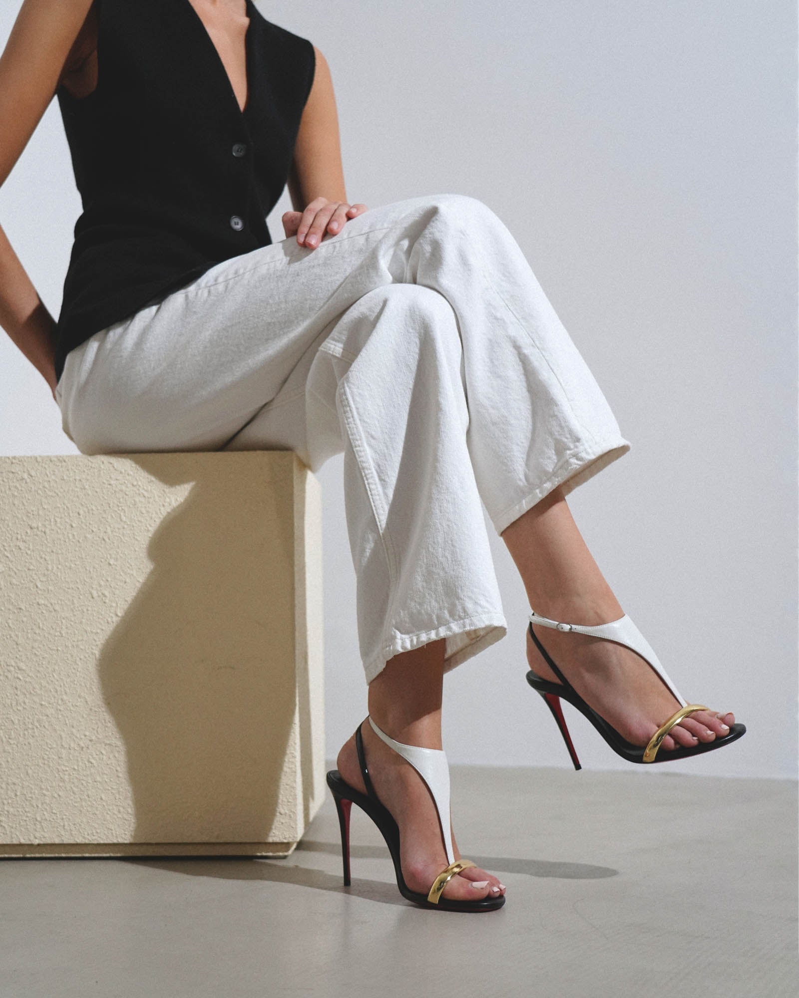 Athina 100 black sandals