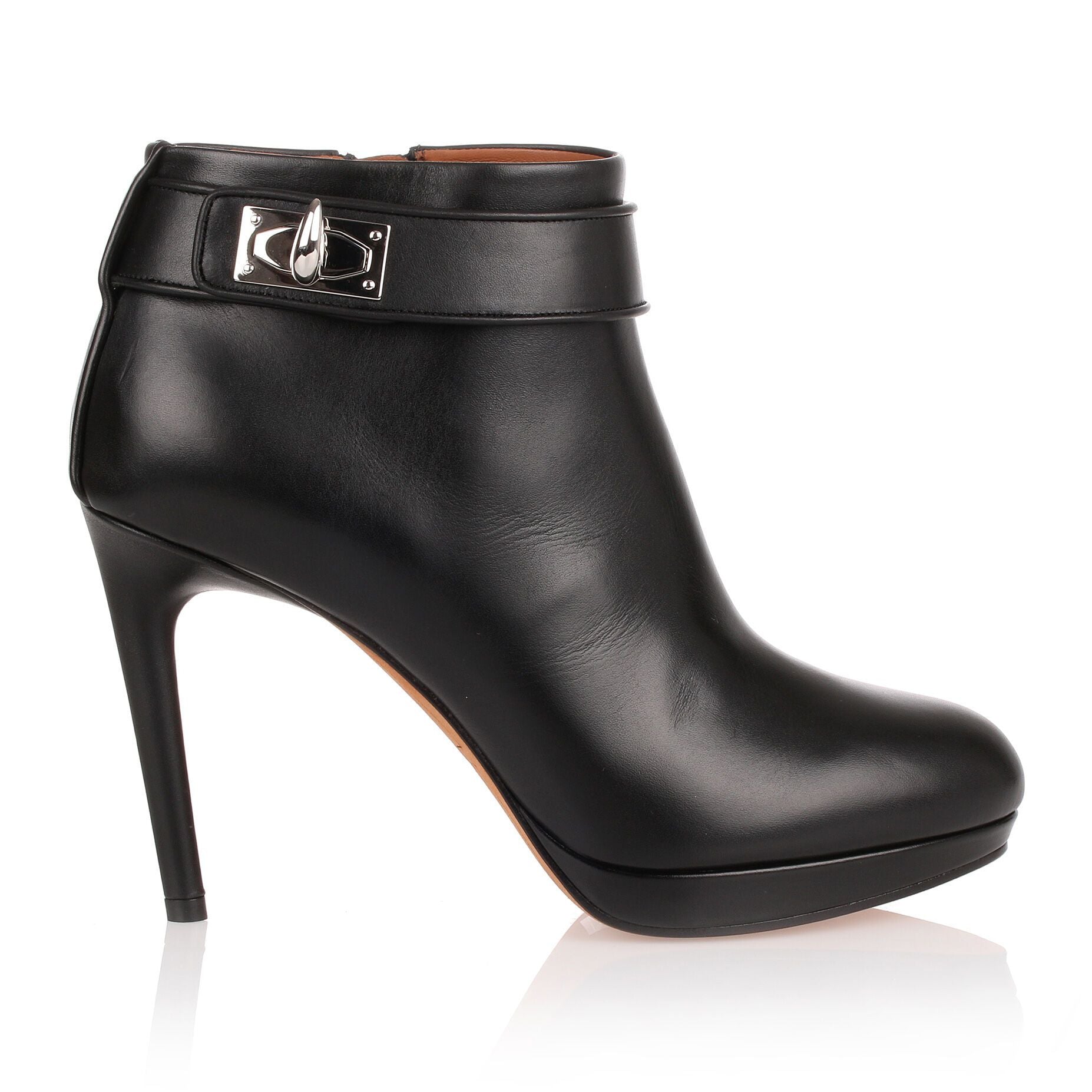 Black shark-lock ankle boot