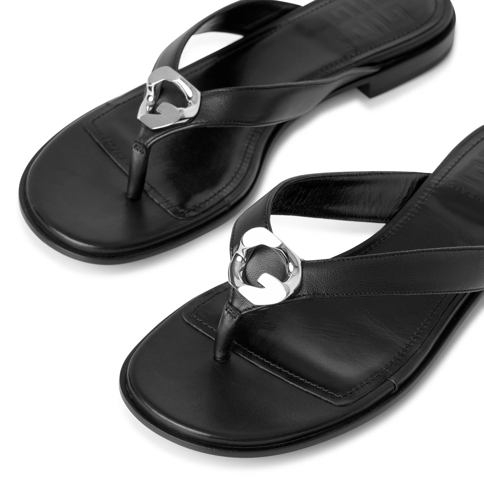 G Chain buckle leather sandals