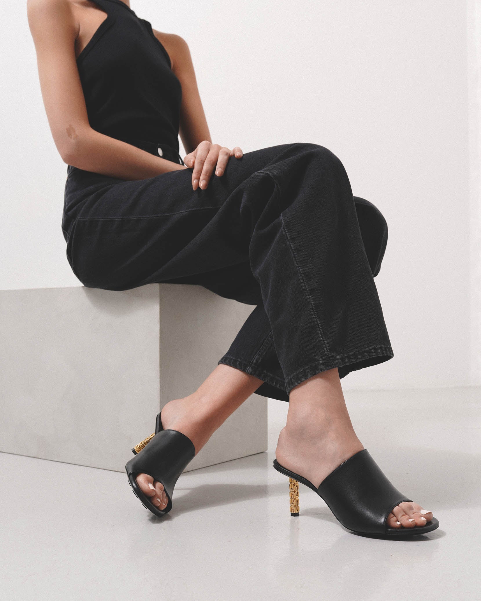 G Cube 70 black leather mules