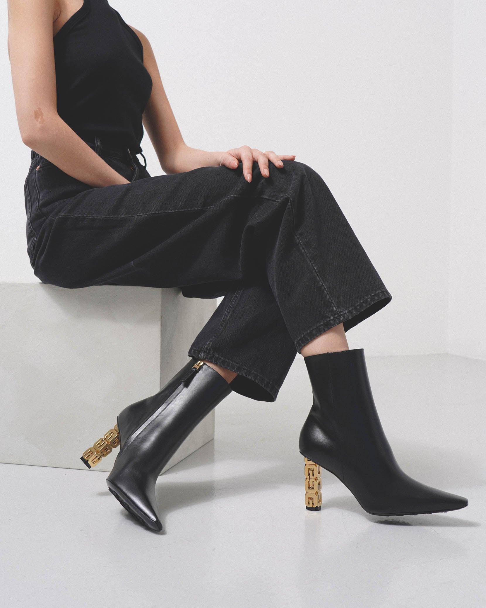 G Cube ankle boots