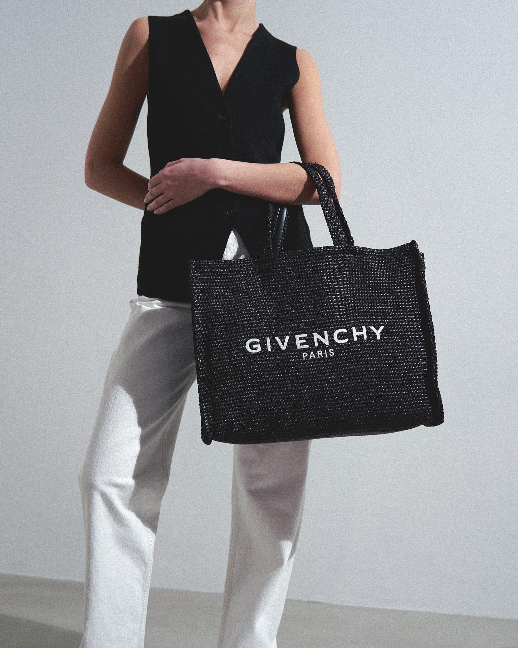 G-tote black raffia tote bag
