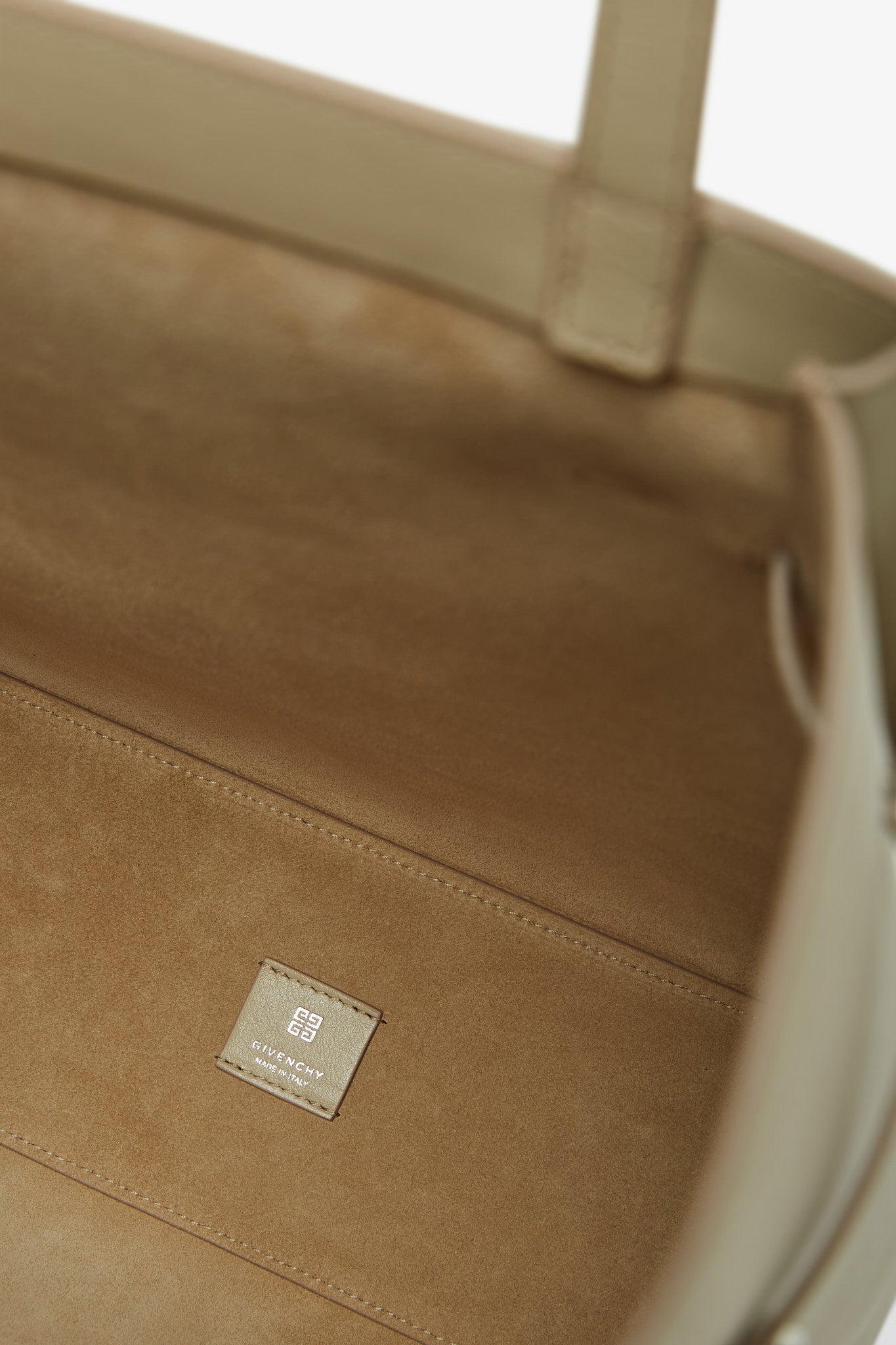 Voyou north-south medium beige tote bag