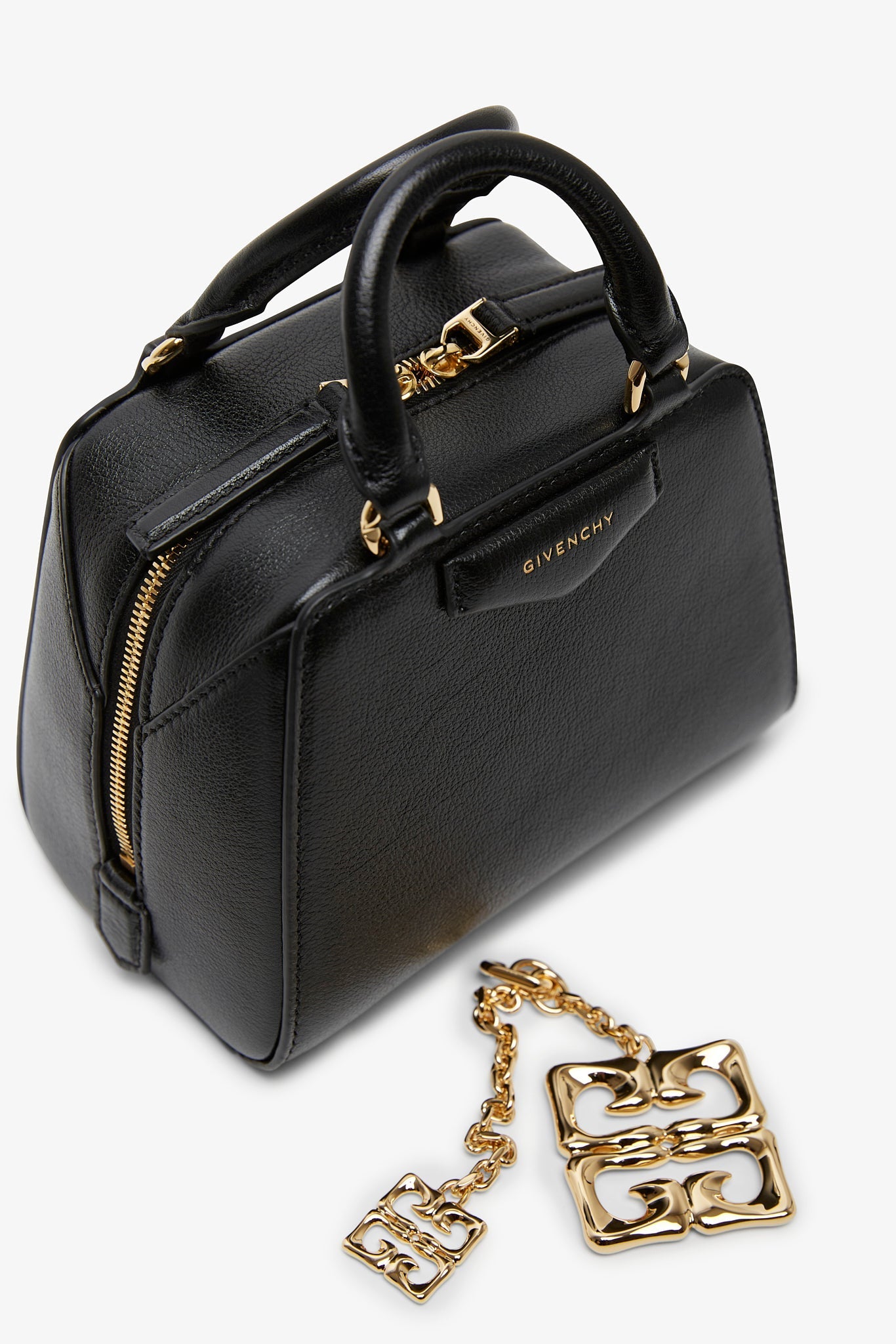 Antigona cube nano black bag