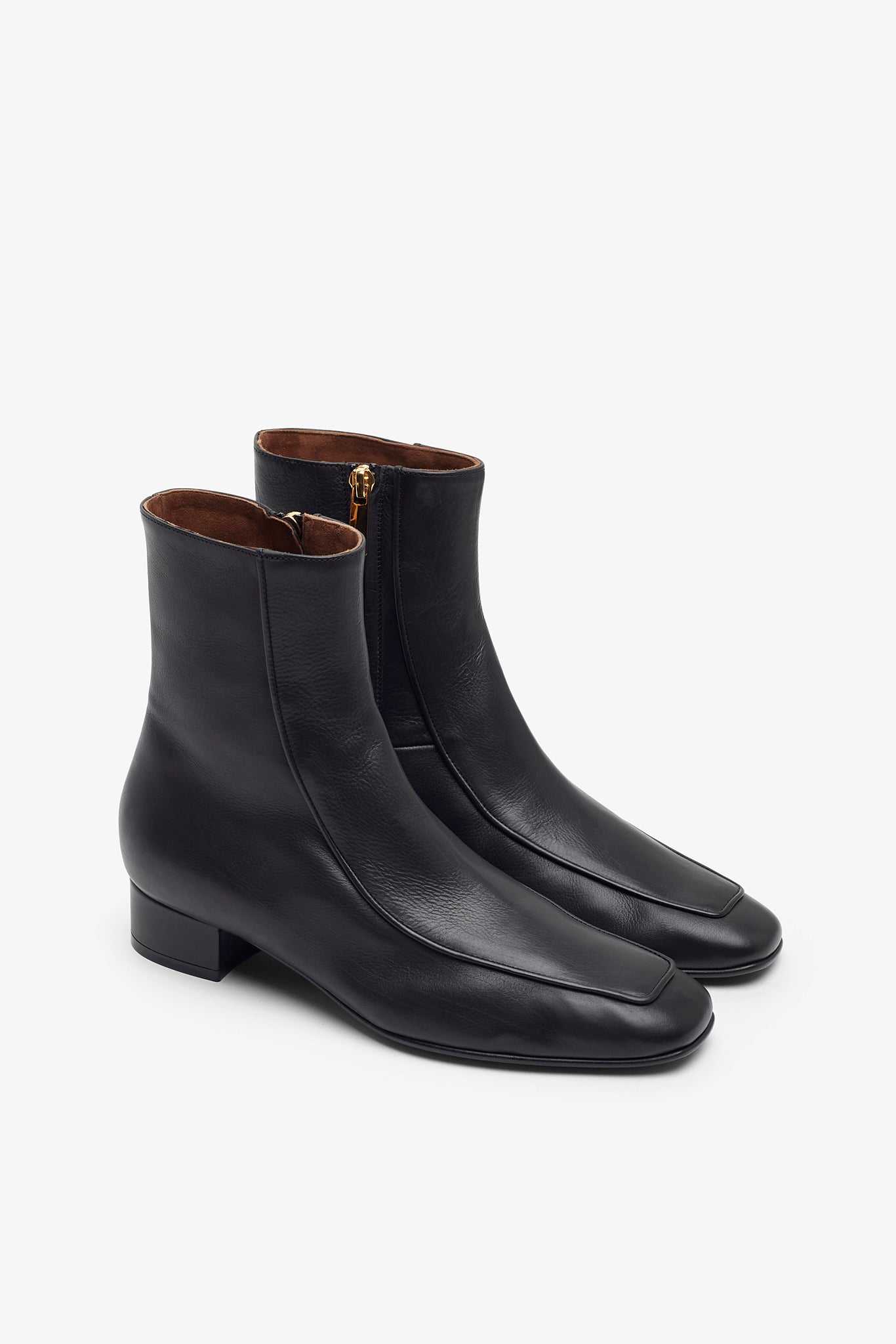 Shadow Ban 30 soft leather black boots