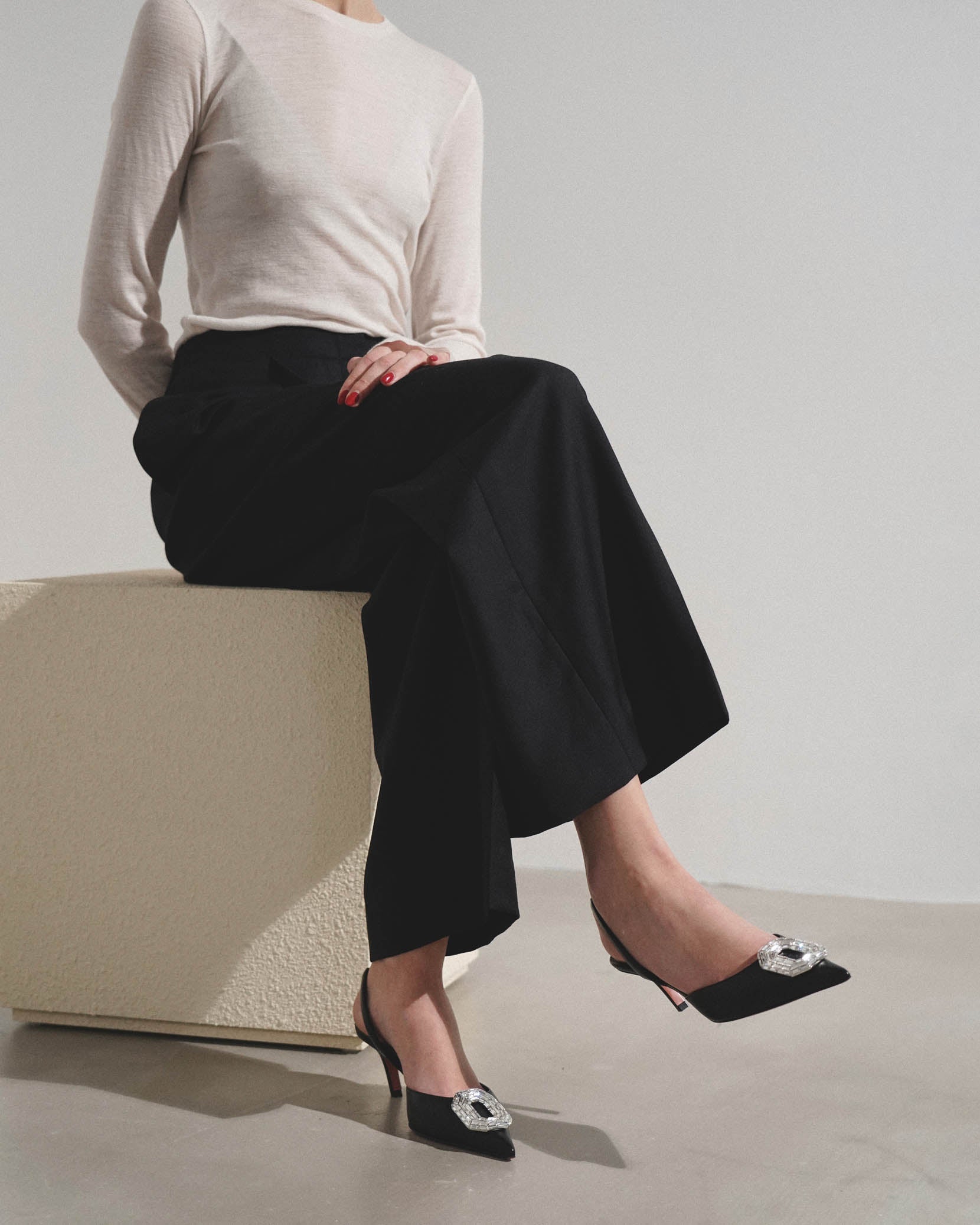 Camelia sling 60 black leather pumps