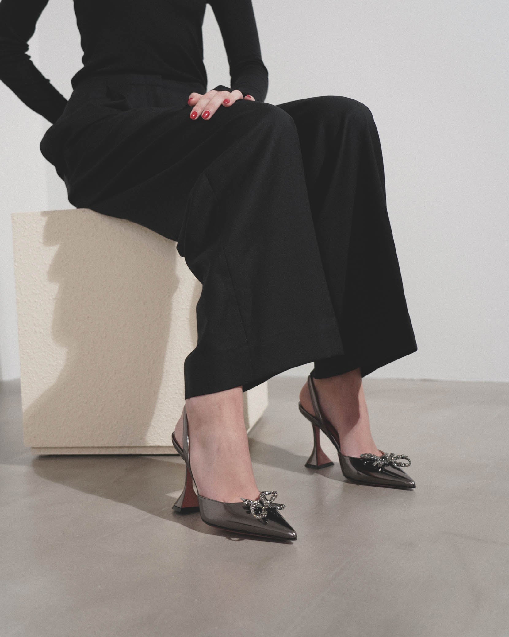 Rosie sling 95 dark grey mirror patent pumps