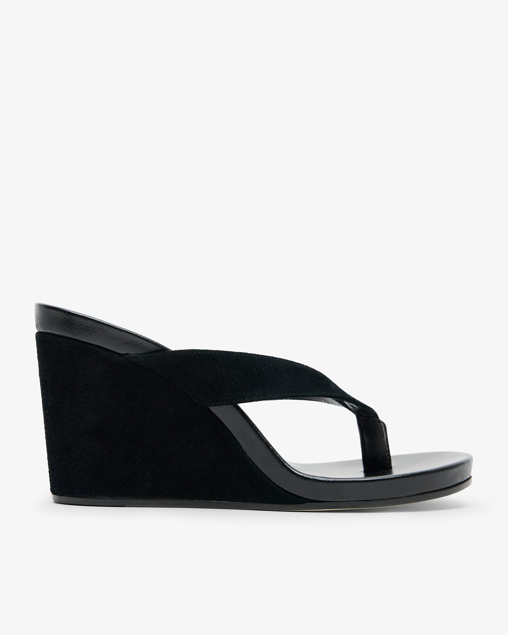 Round black wedges