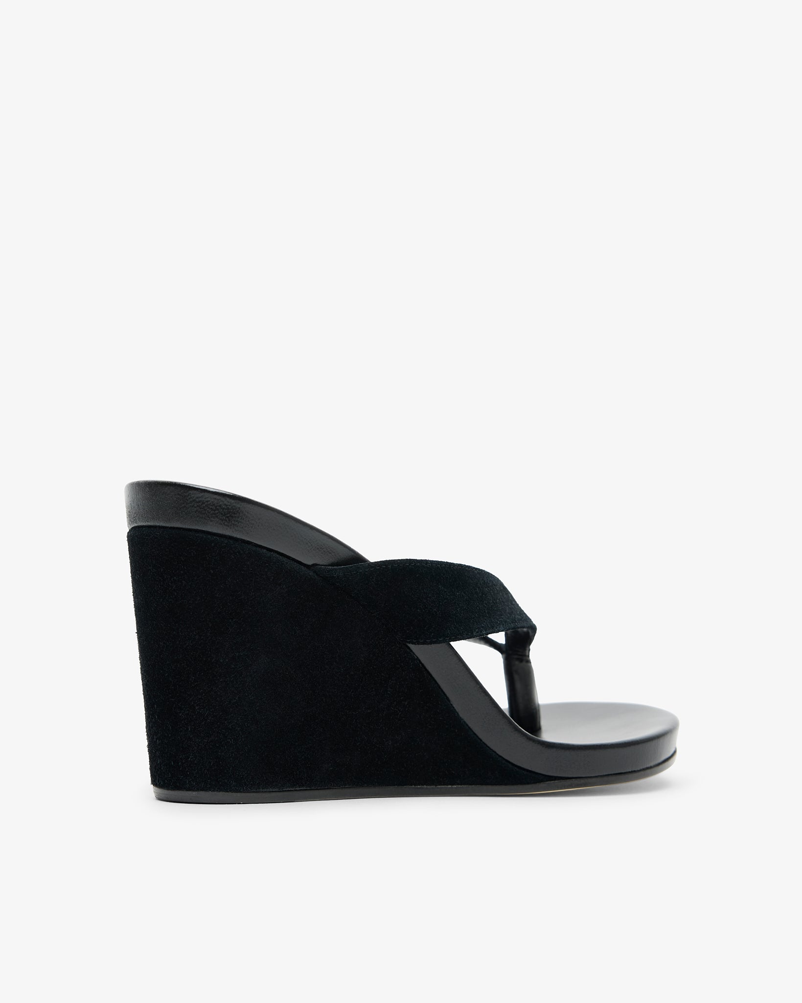 Round black wedges