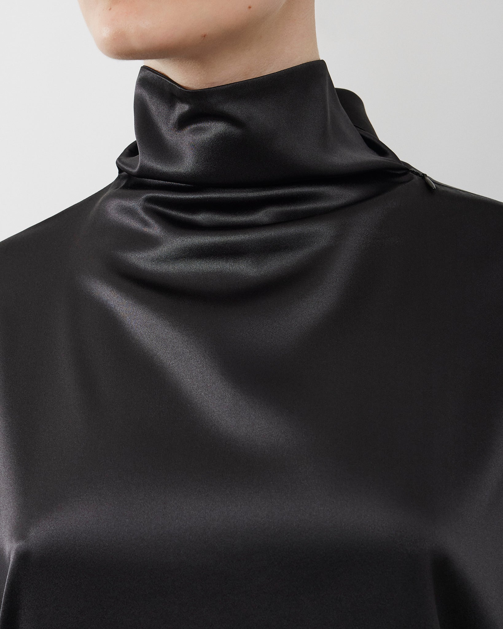 Liquid black knot collar top