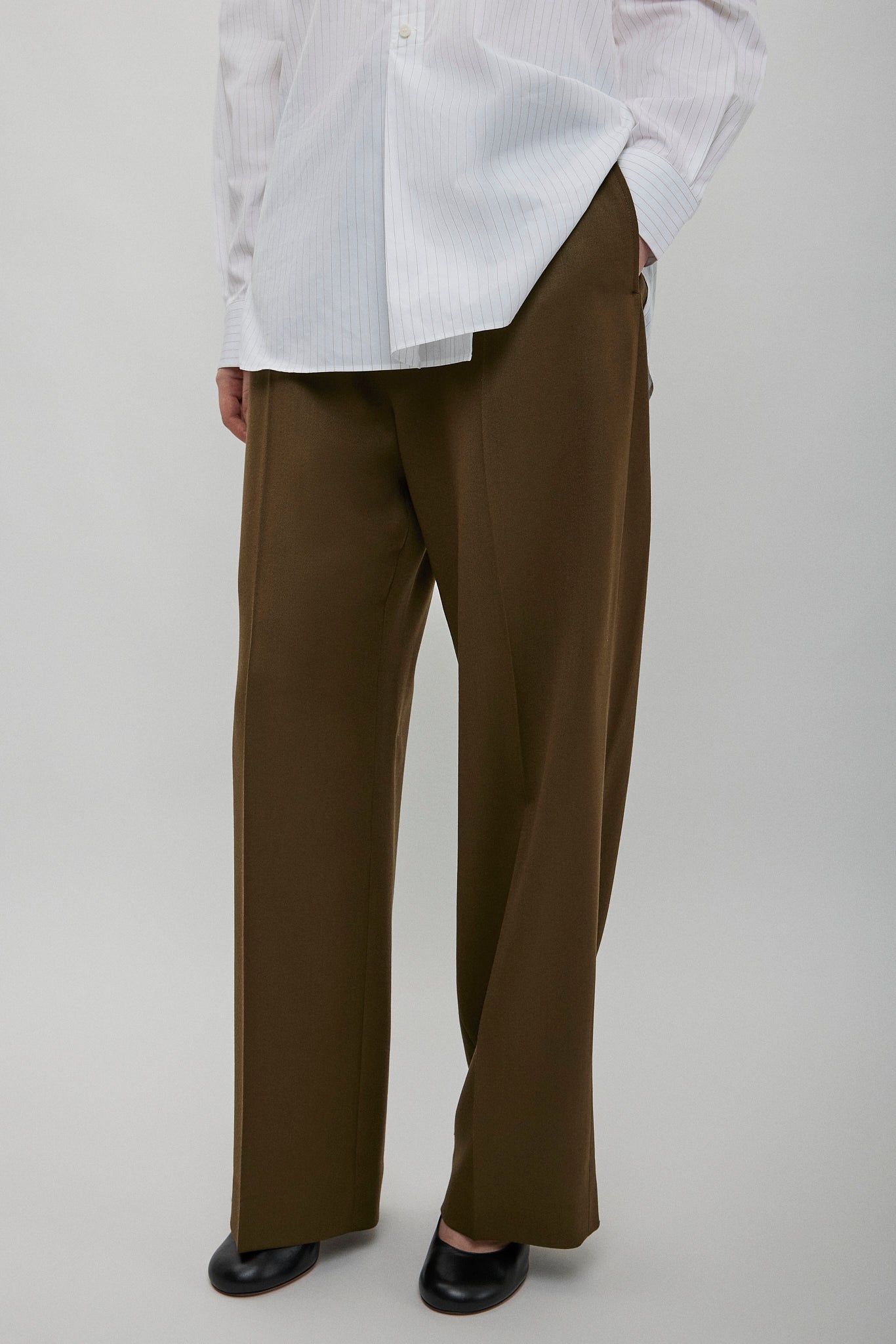 Drop dark beige trousers