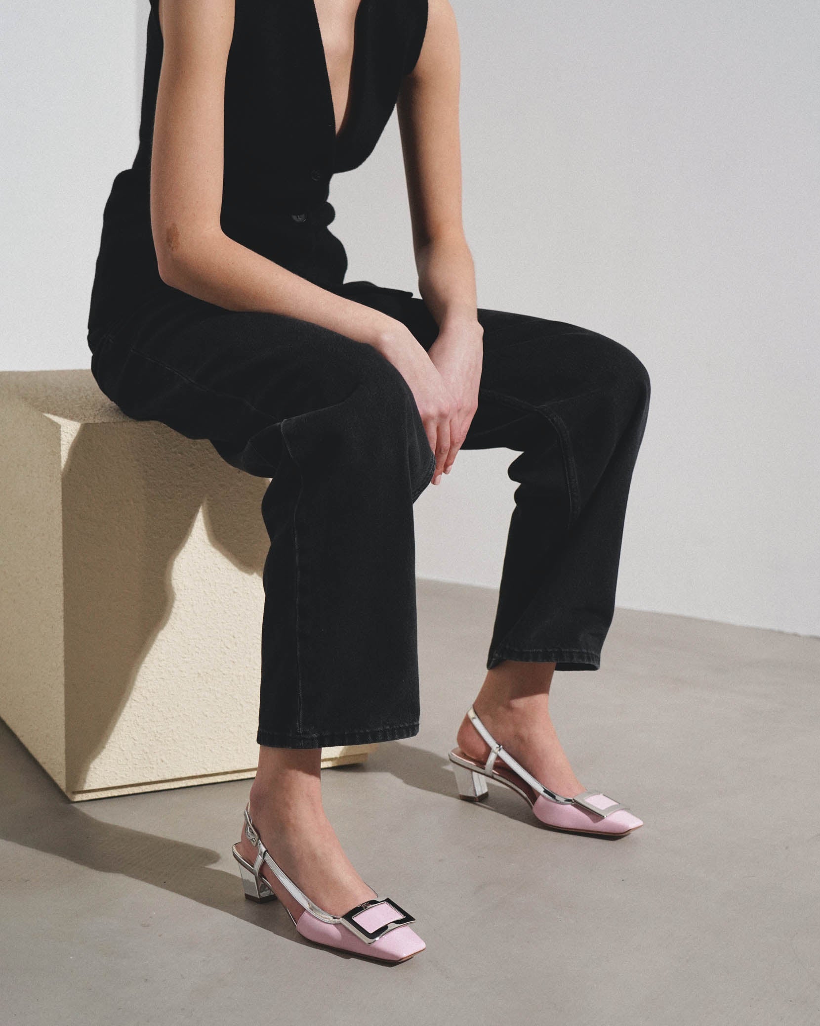 Belle Vivier 45 pink metal buckle slingbacks