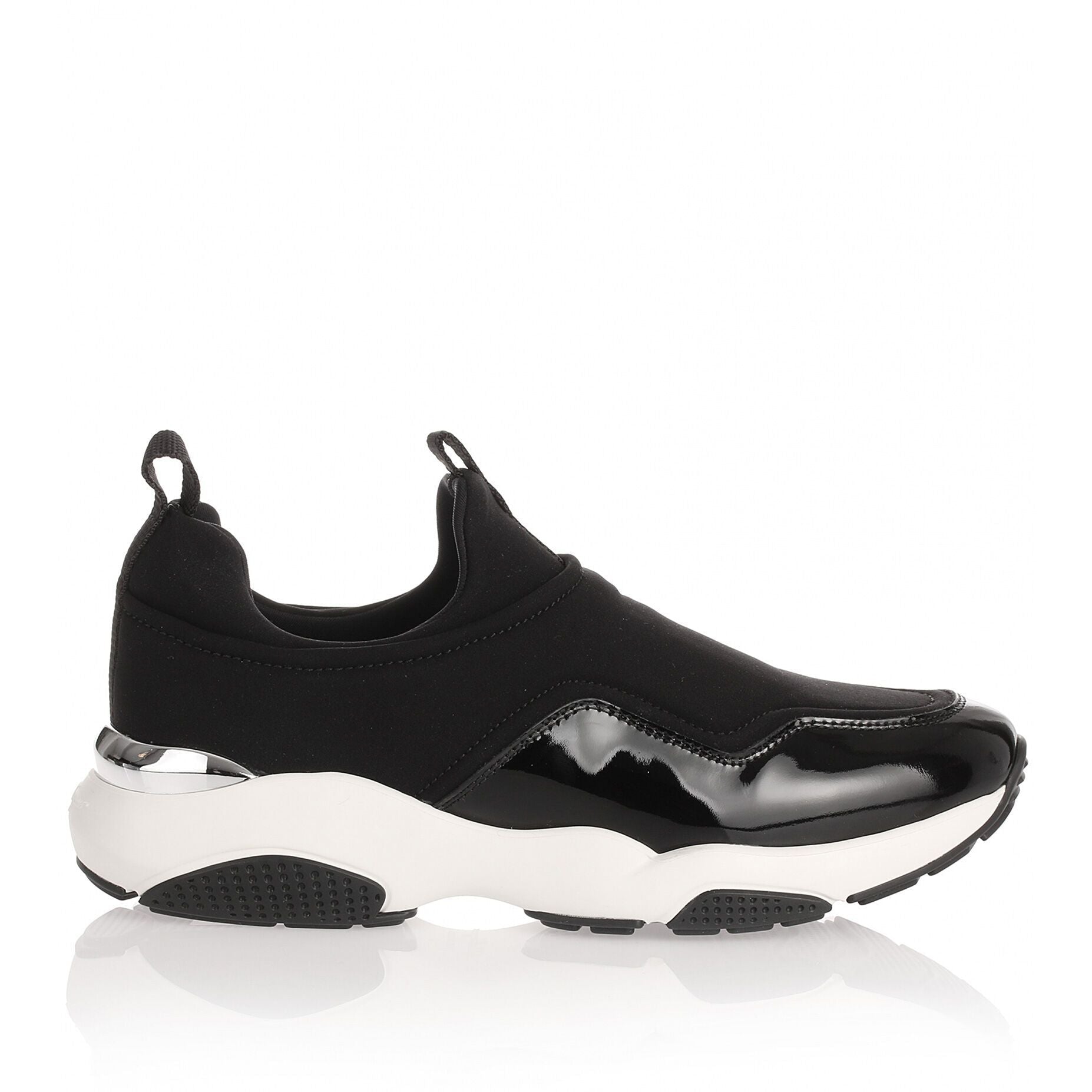 Giolly black fabric and patent leather sneaker
