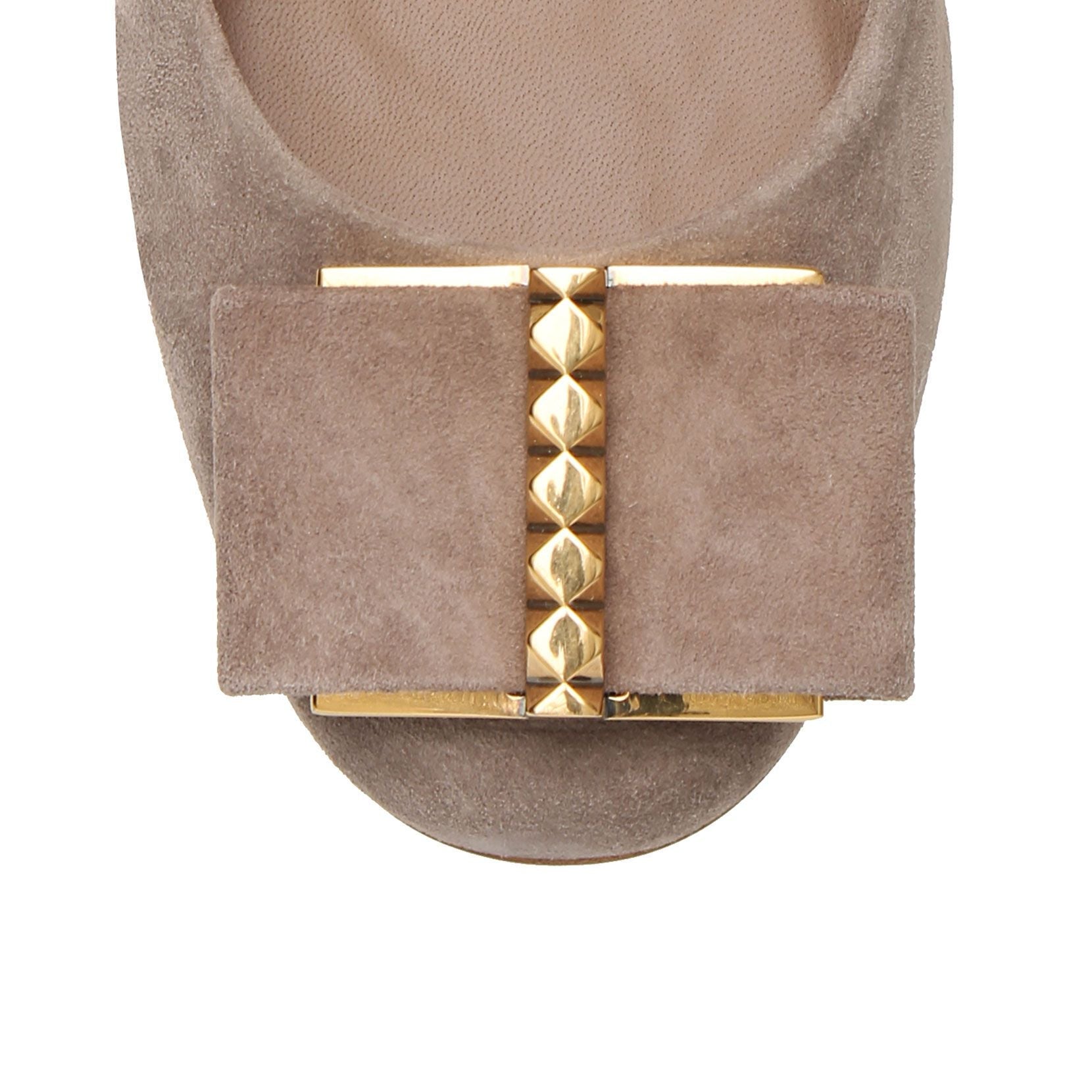 Faceted flower heel pumps