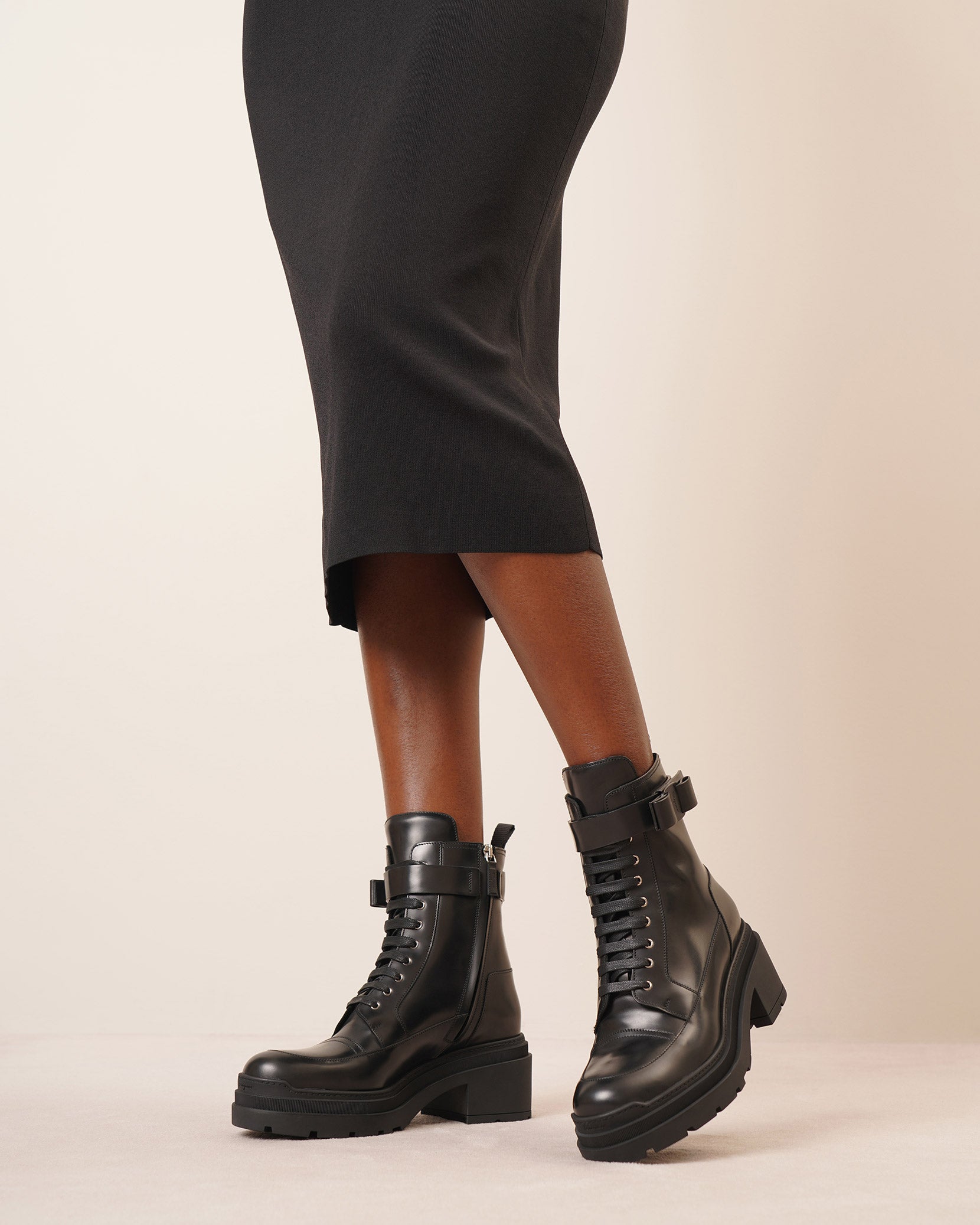 Vara bow black leather ankle boots