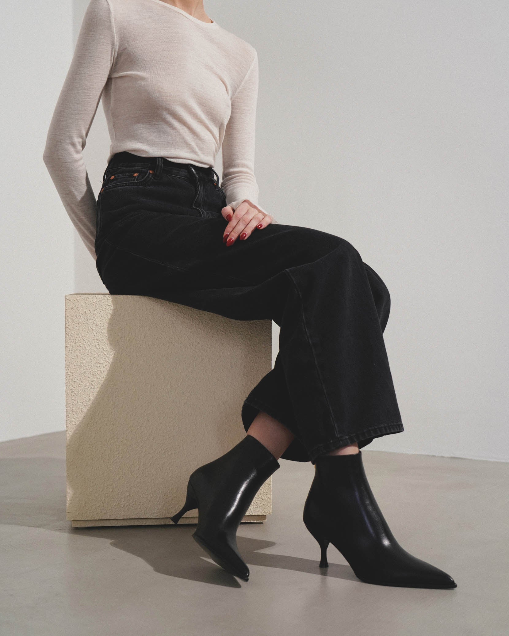 Joelle 70 black leather boots