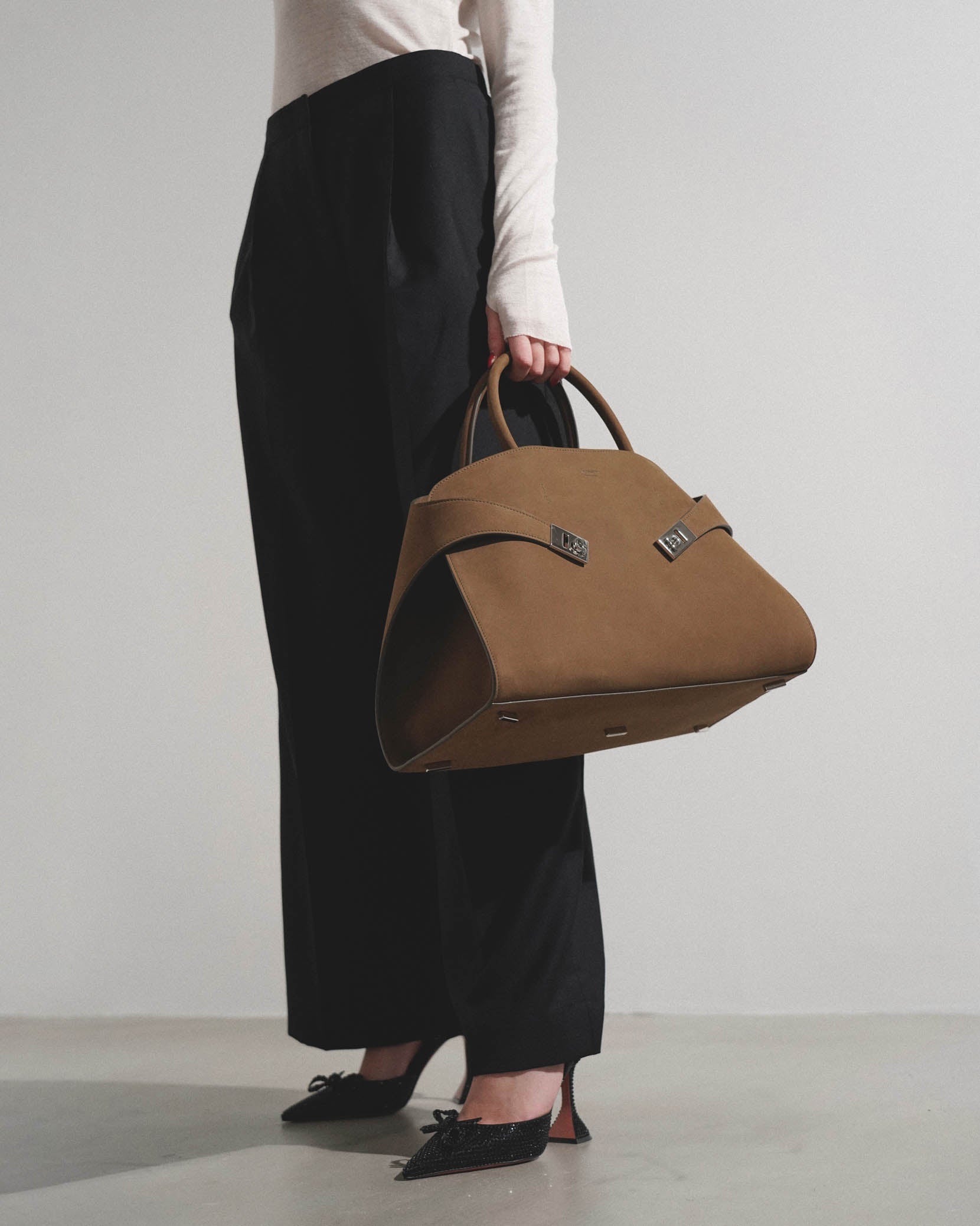 Hug brown nubuck medium top handle bag
