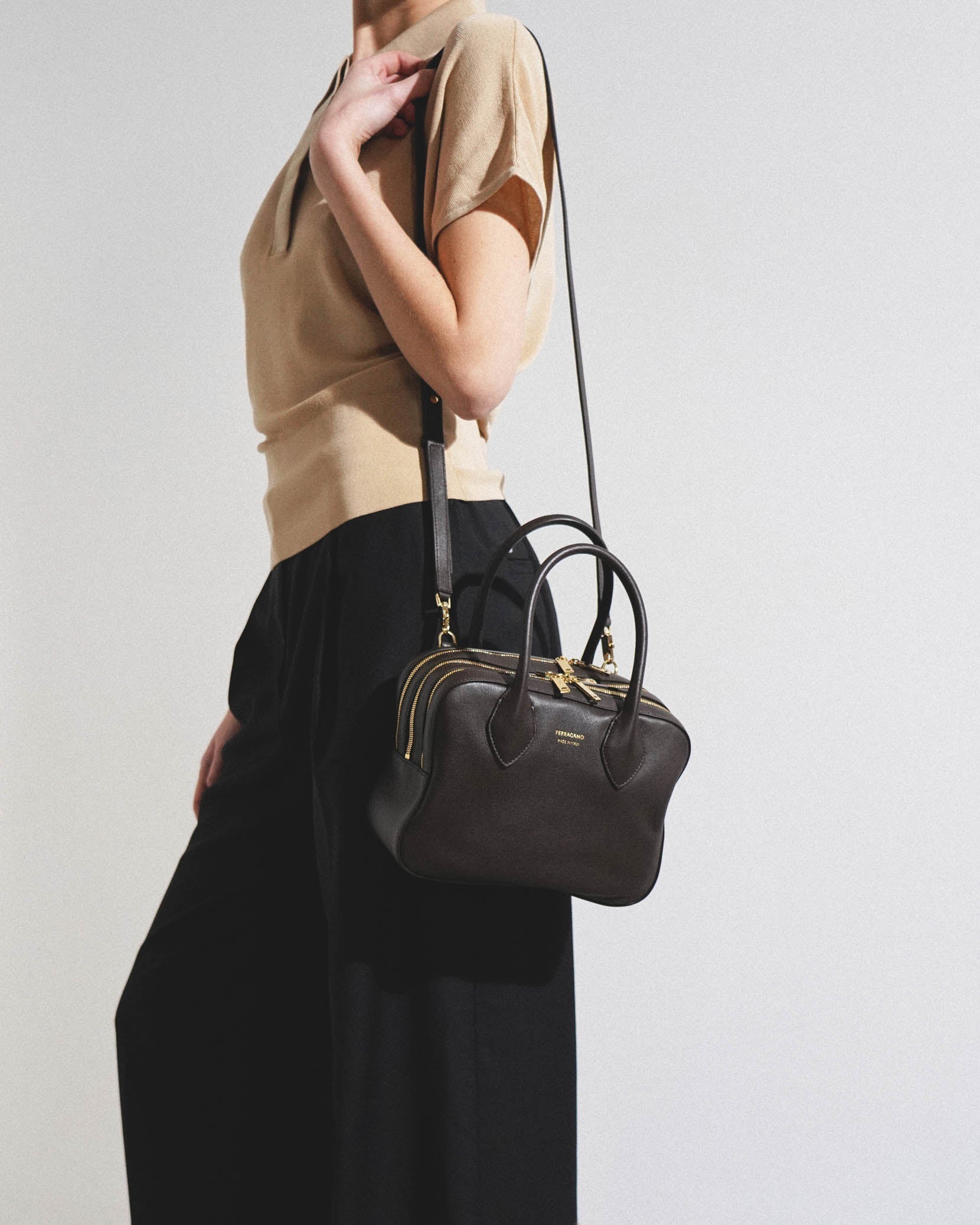 Star small brown tote bag