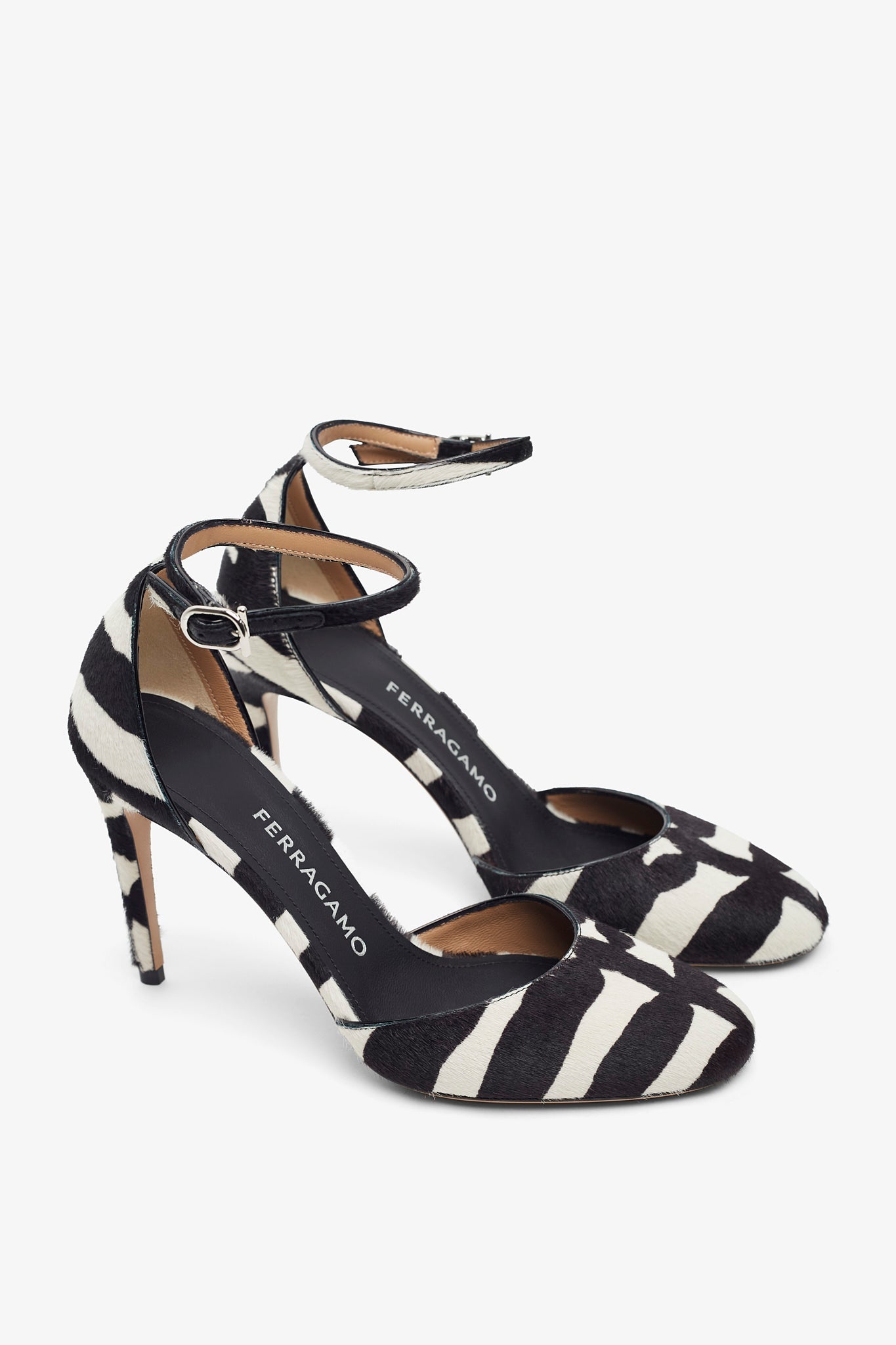 Maily 95 white and black sandals