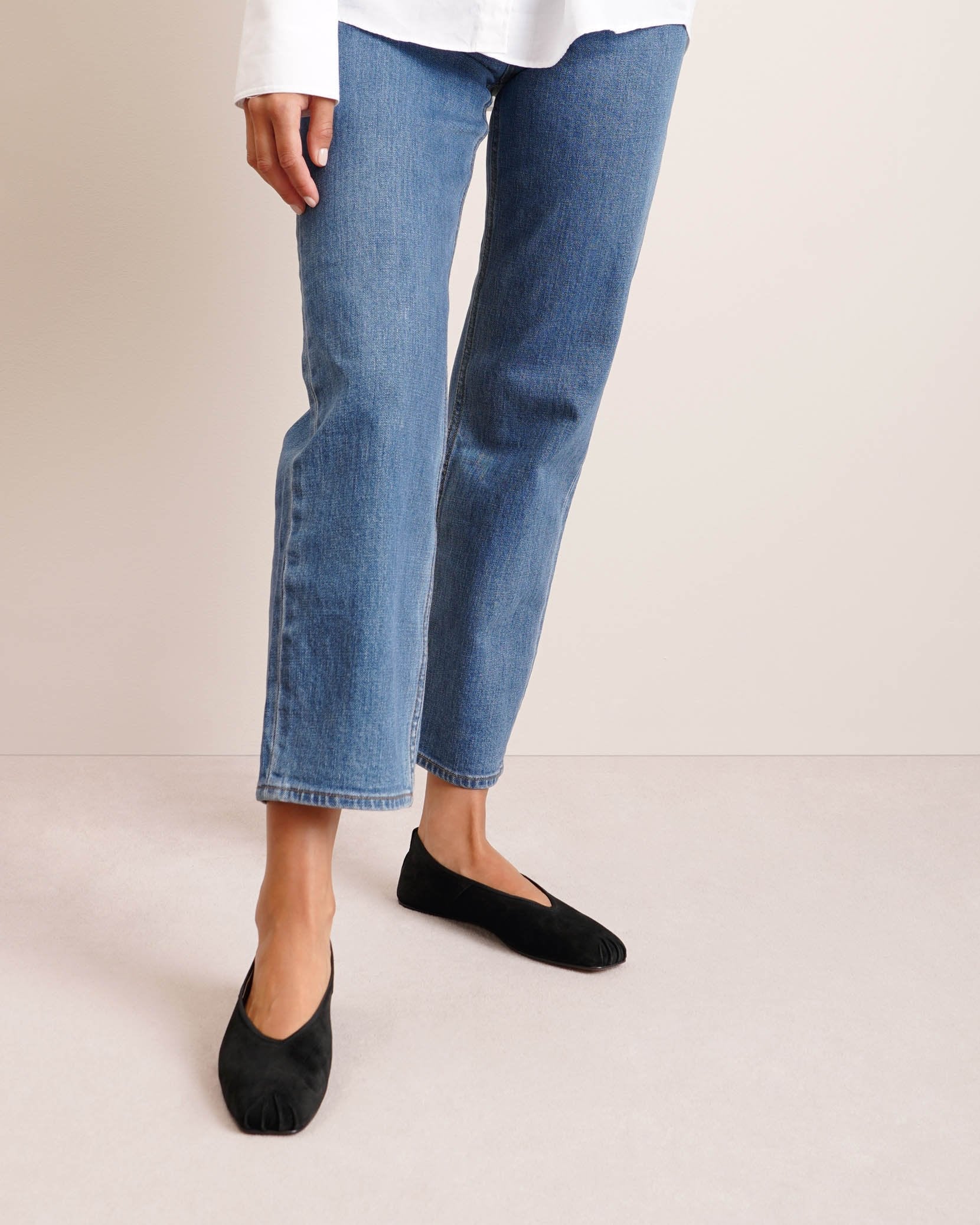 Ballet slipper black suede