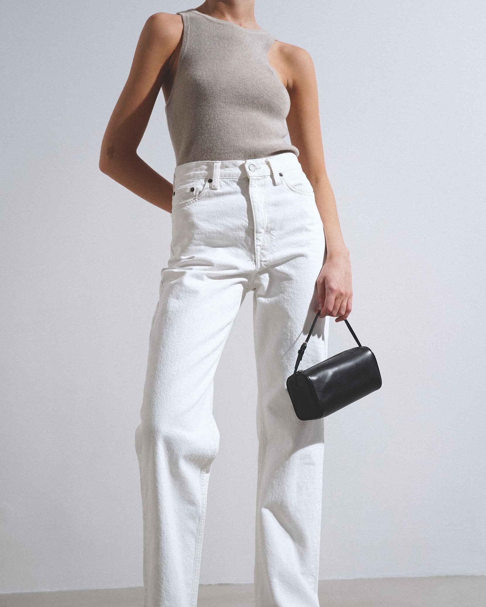 90S black leather bag