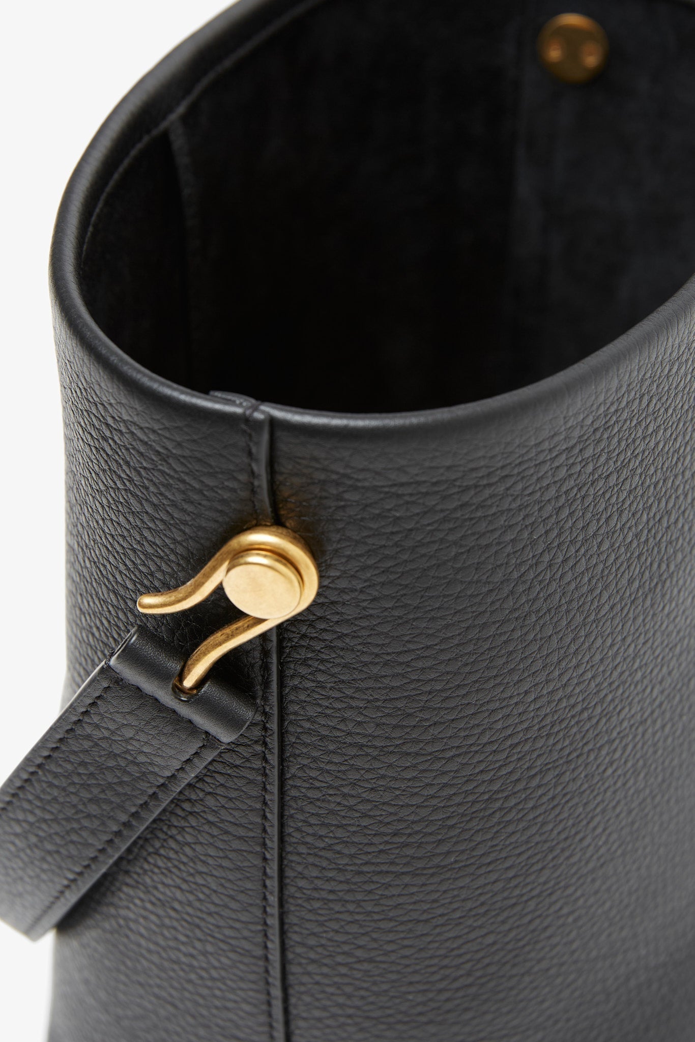 Small NS hook black tote bag