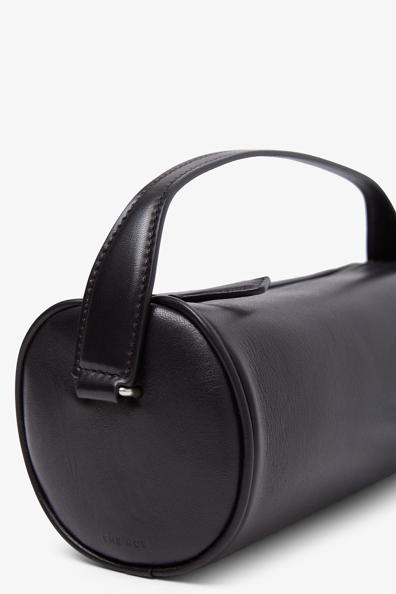 Round 90s black leather bag