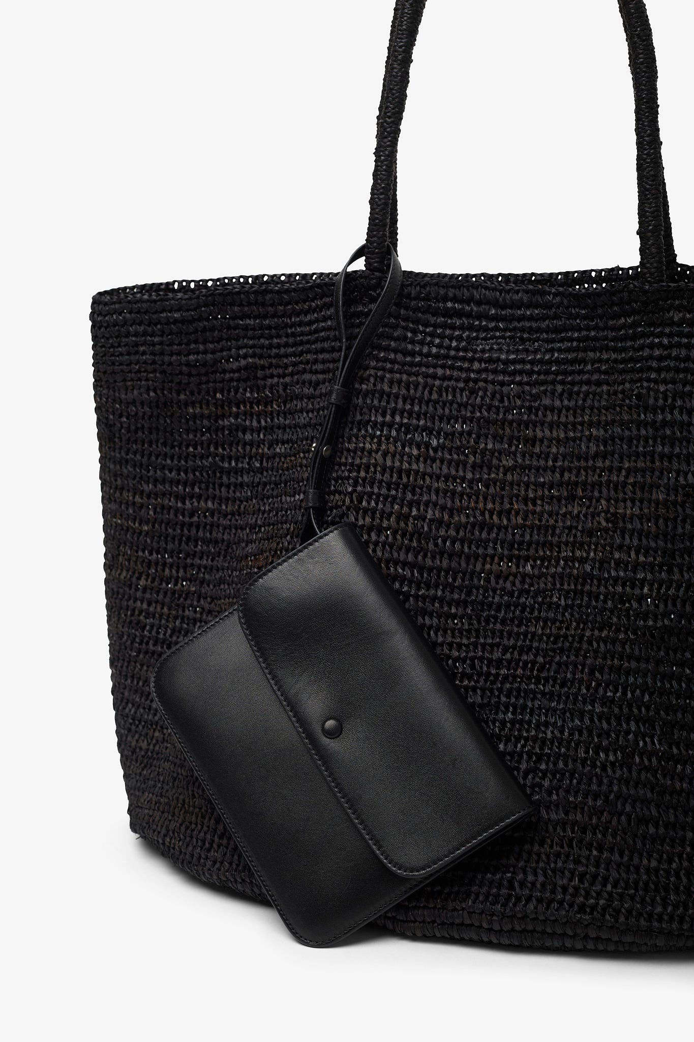 Oregon black raffia bag