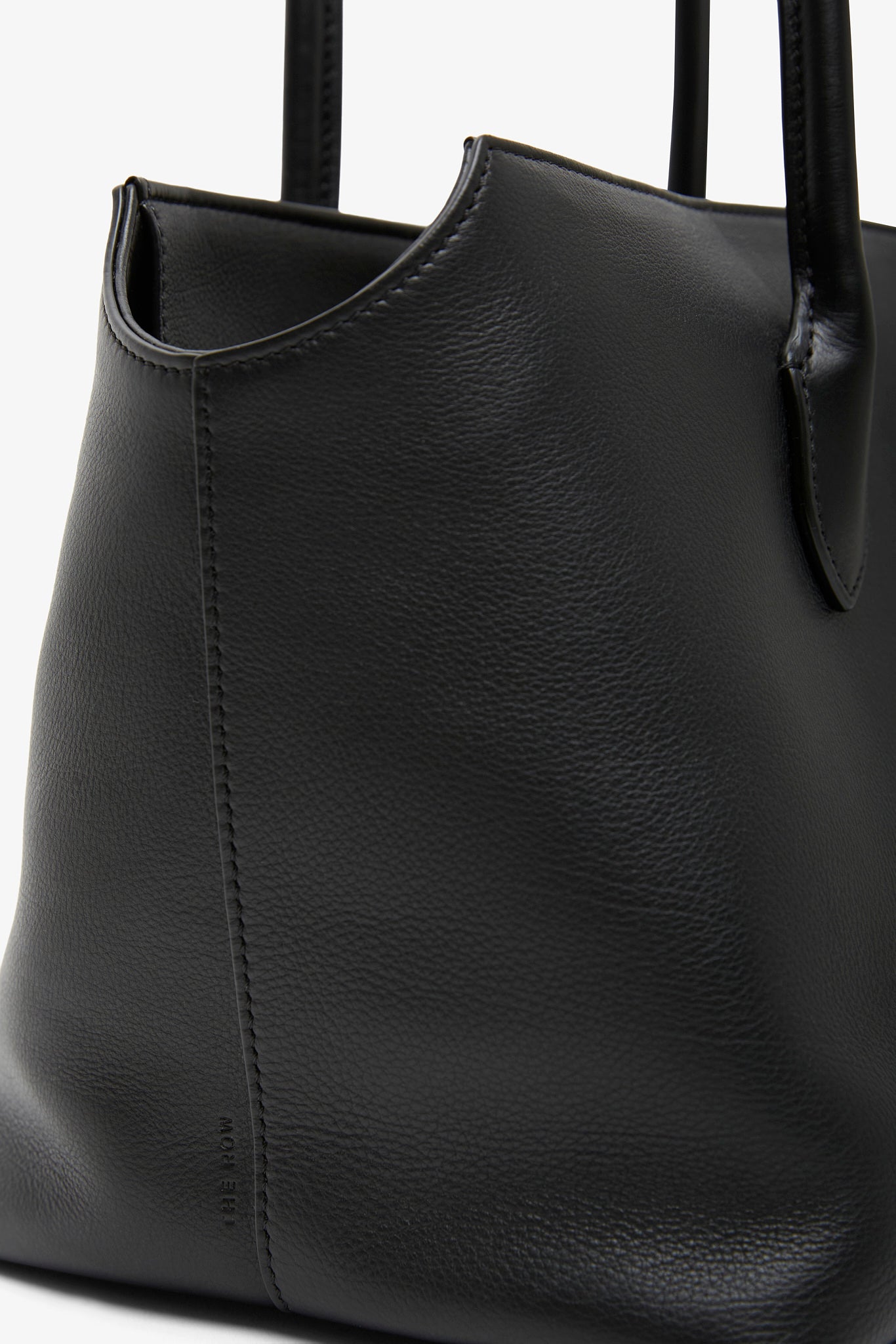 Terrasse black leather bag